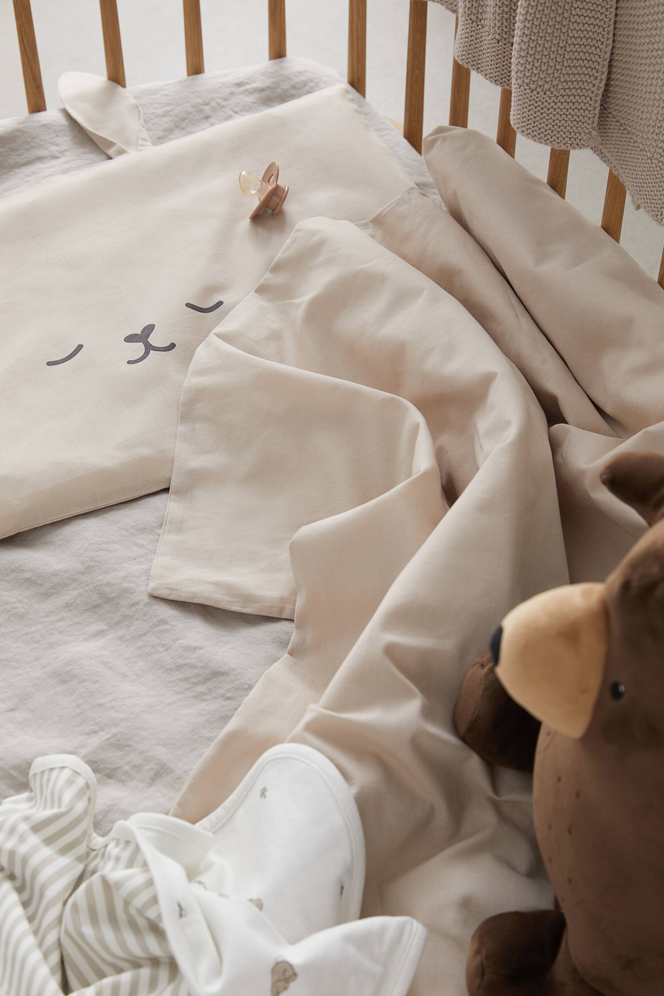 Cot duvet cover set Light beige/Rabbit Home All H&M GB