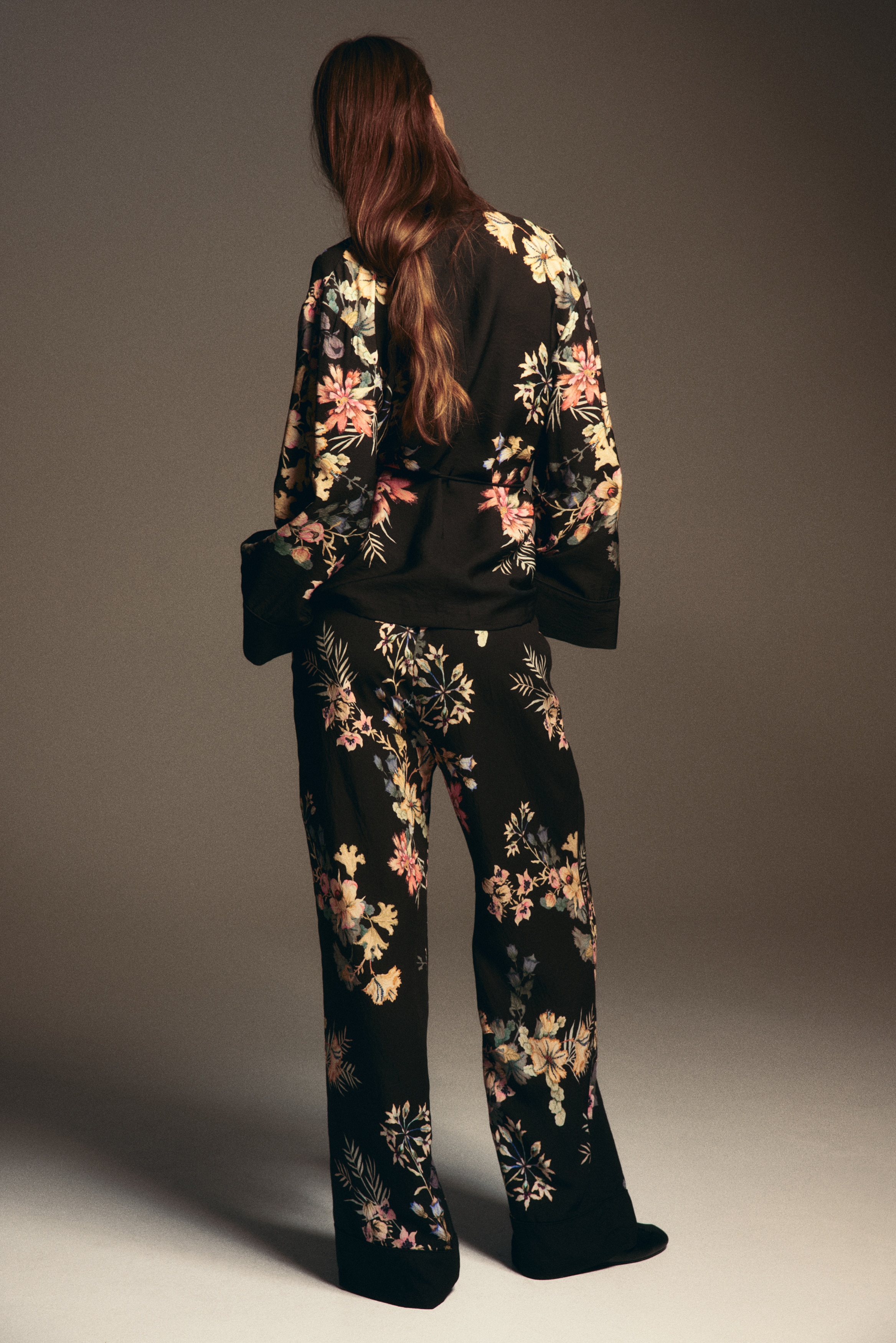 Pull-on trousers