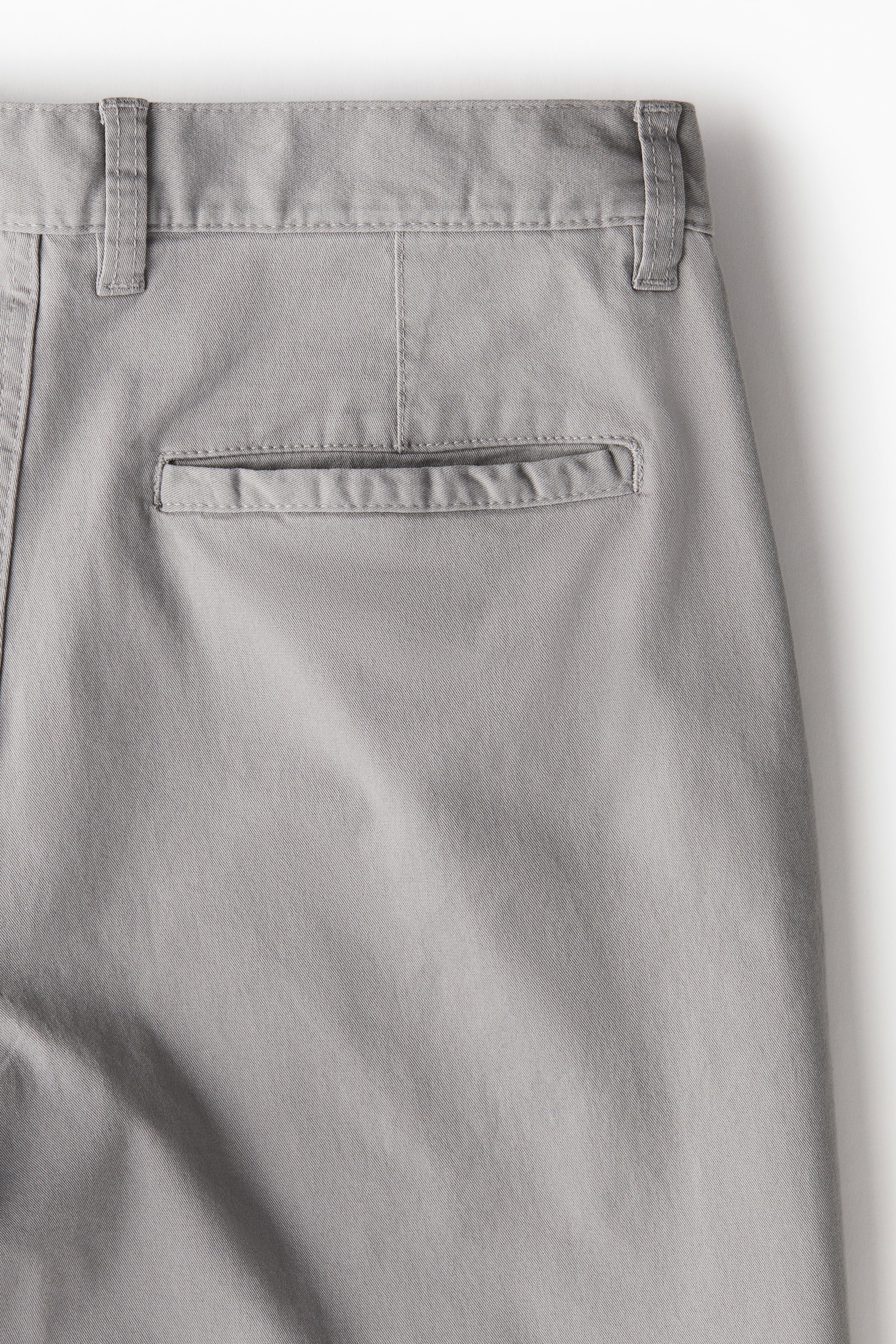 Regular Fit Chino Shorts - Regular waist - Short - Gray - Men | H&M US