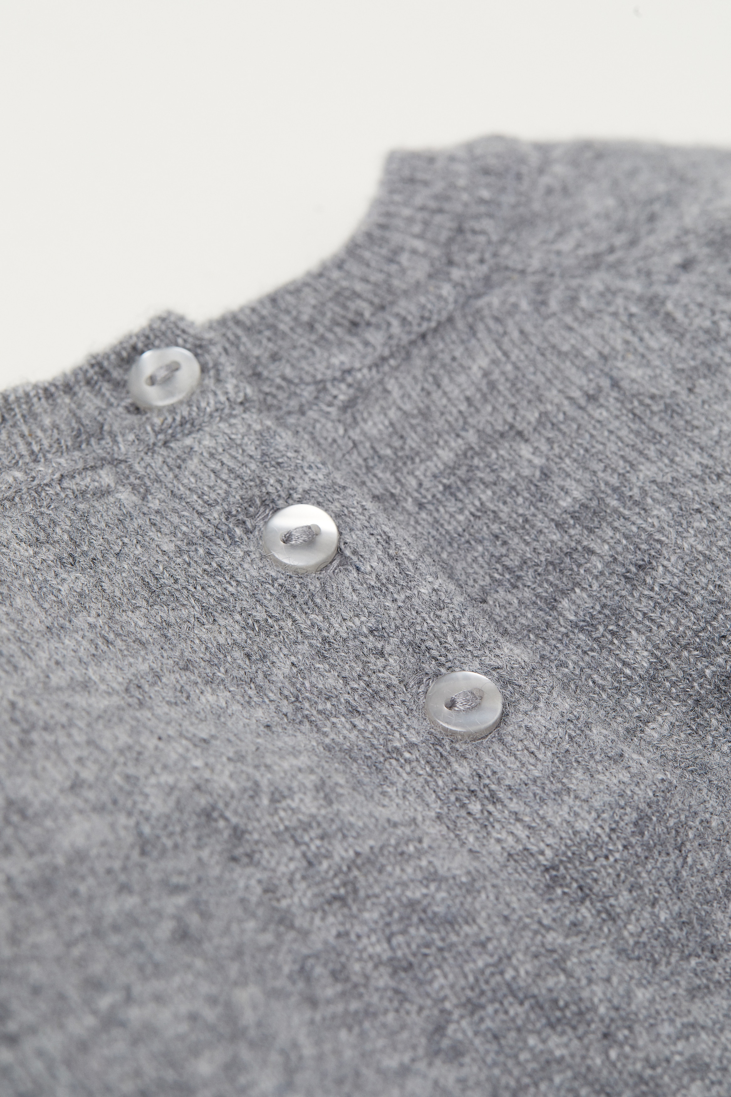 Pull Gris H&M Pour Fille, Taille 8 Ans (134 Cm) - Occasion En Très Bon état