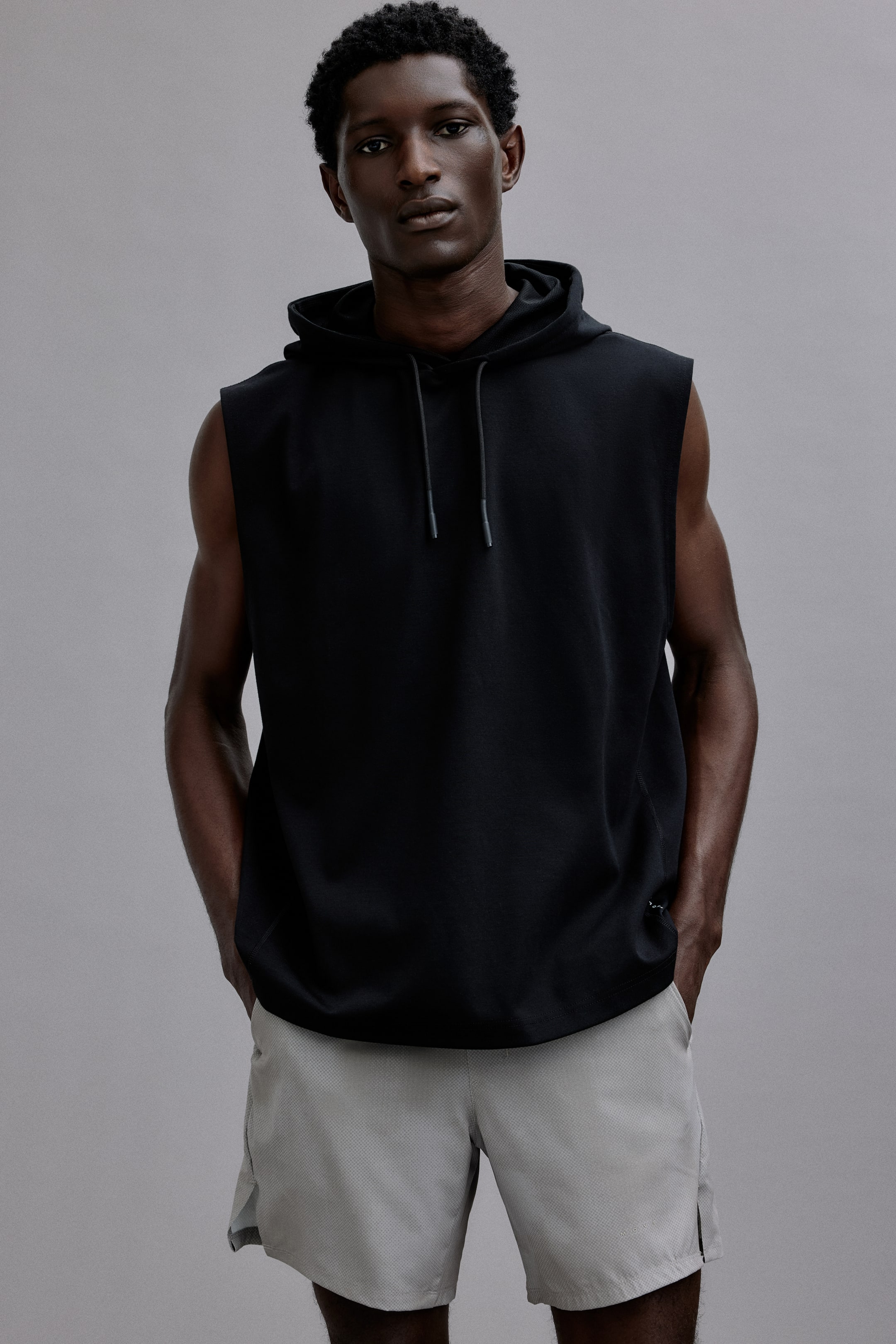Regular-Fit Sleeveless Sports Hoodie with DryMove™