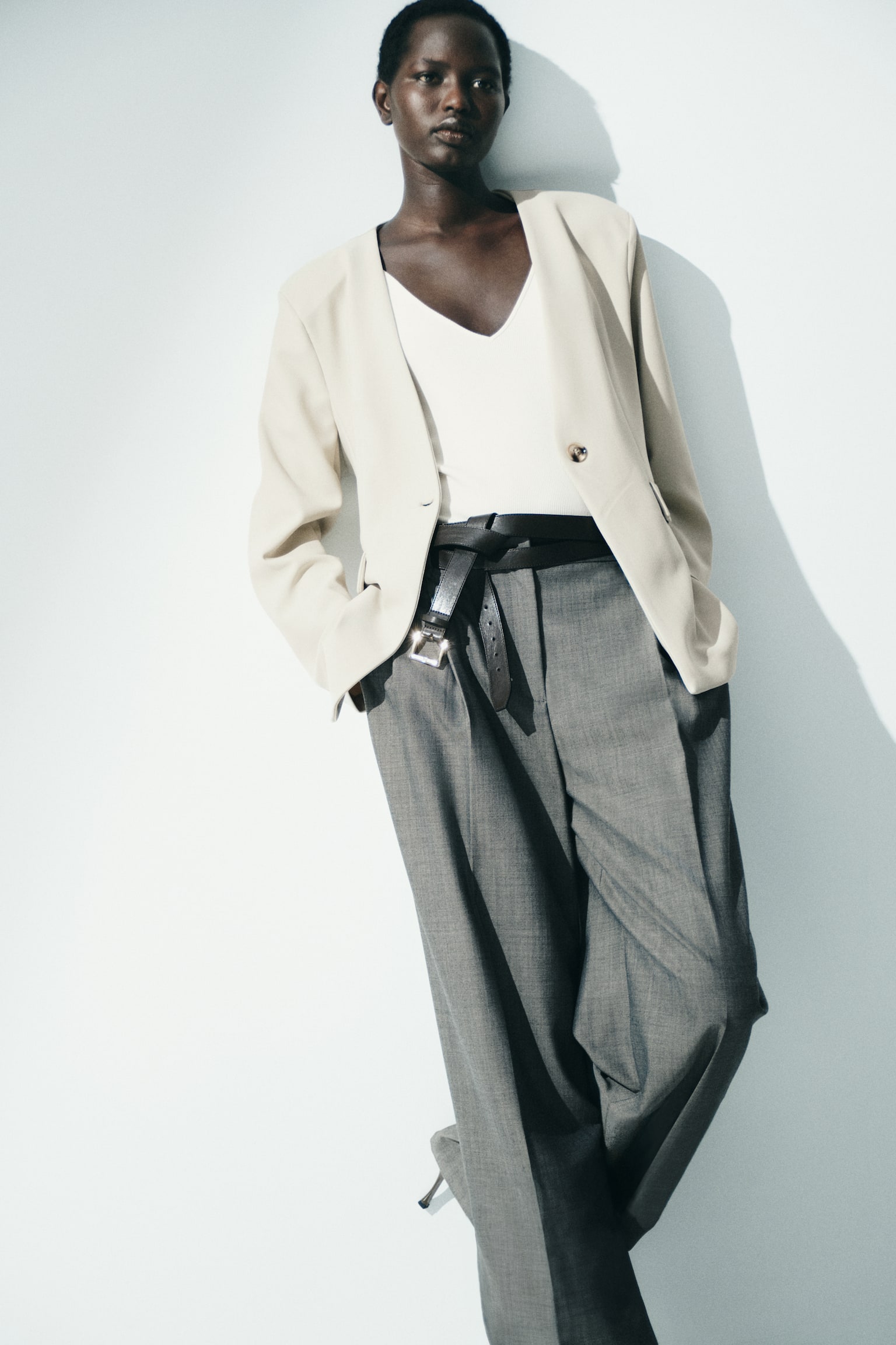 בלייזר ג'רזי ללא צווארון - בז'/שחור/חום כהה - 4