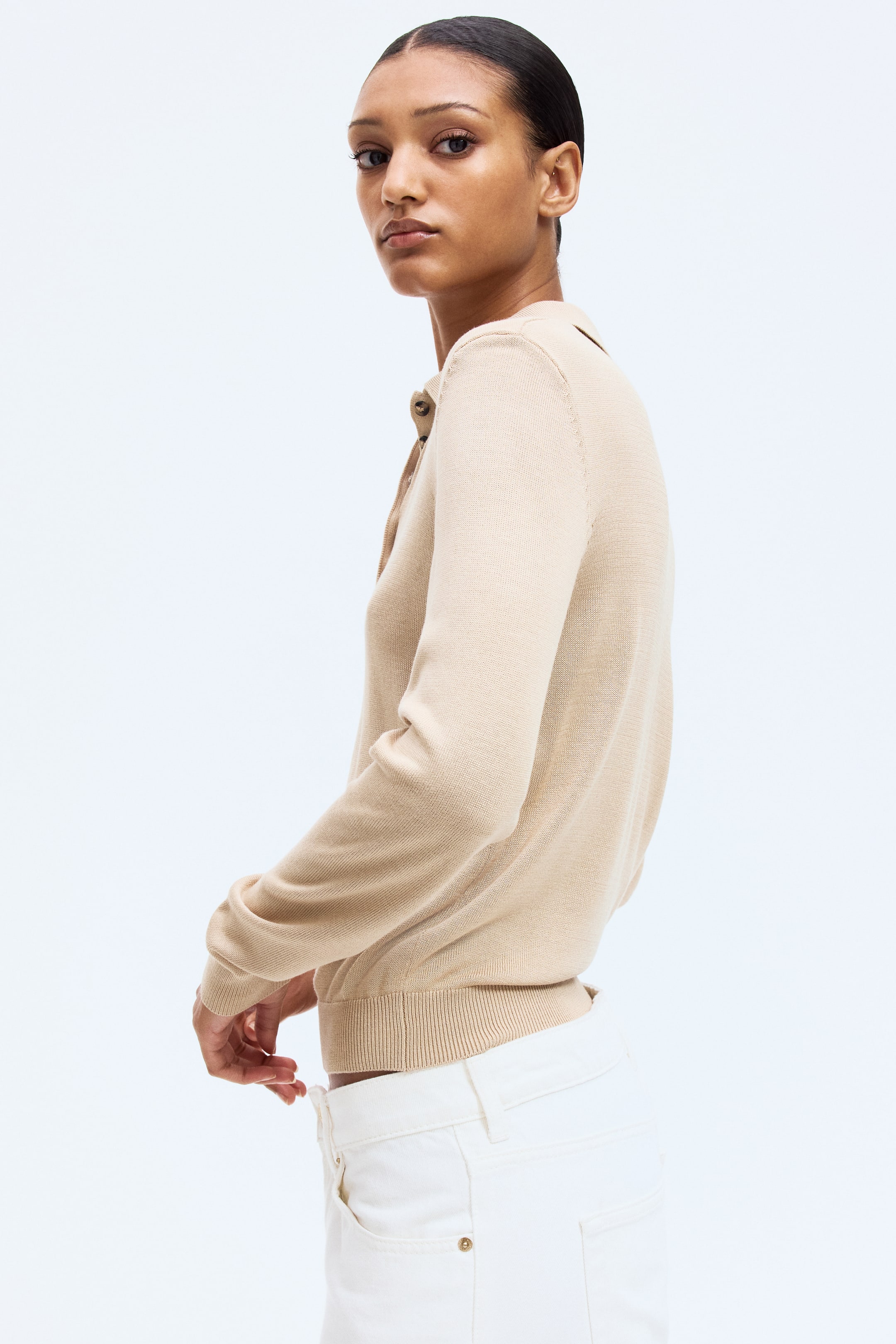 Xem ảnh lớn hơn: Áo polo dệt kim mịn - Beige - Ladies | H&M VN 2