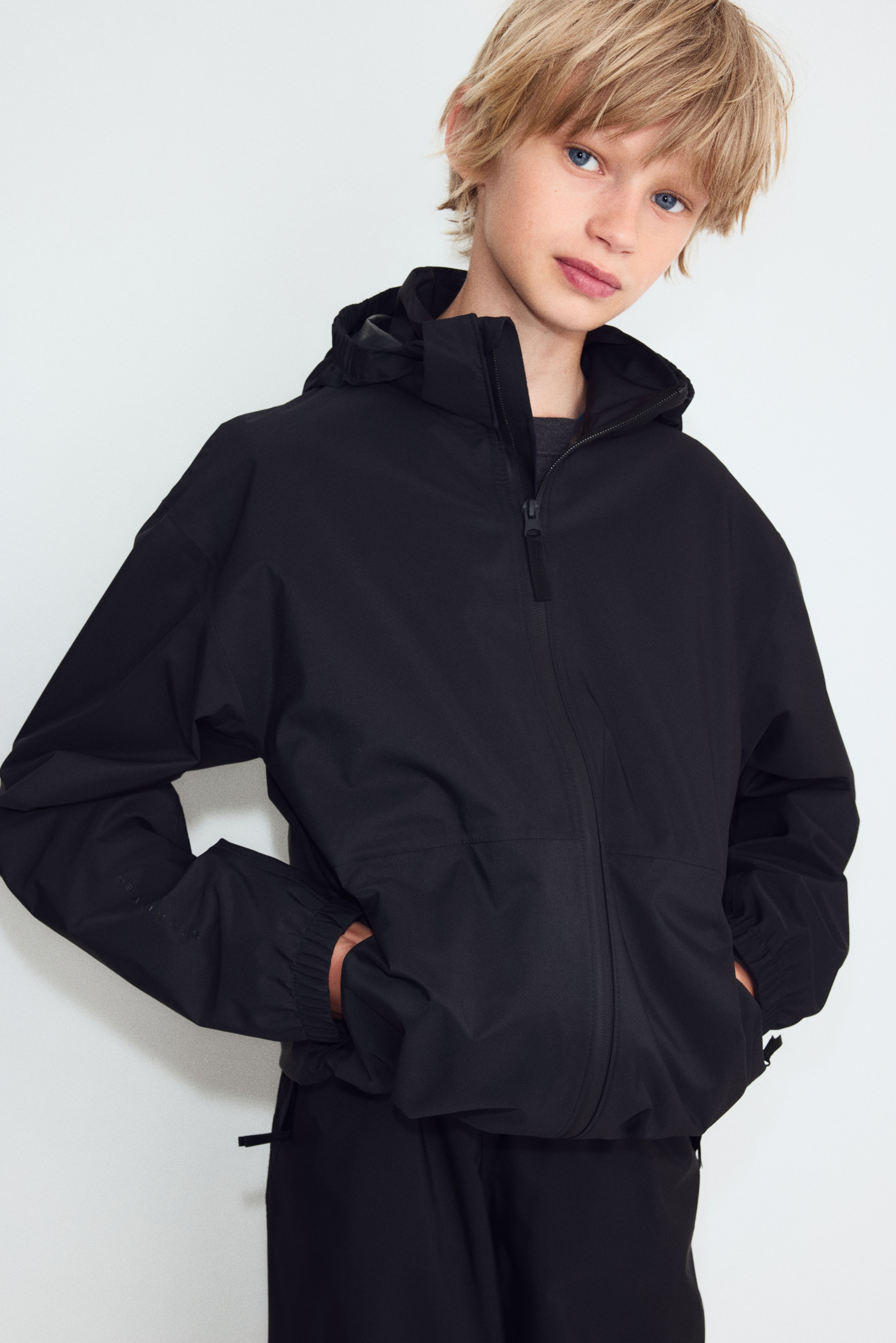 Packable Rain Jacket with StormMove™