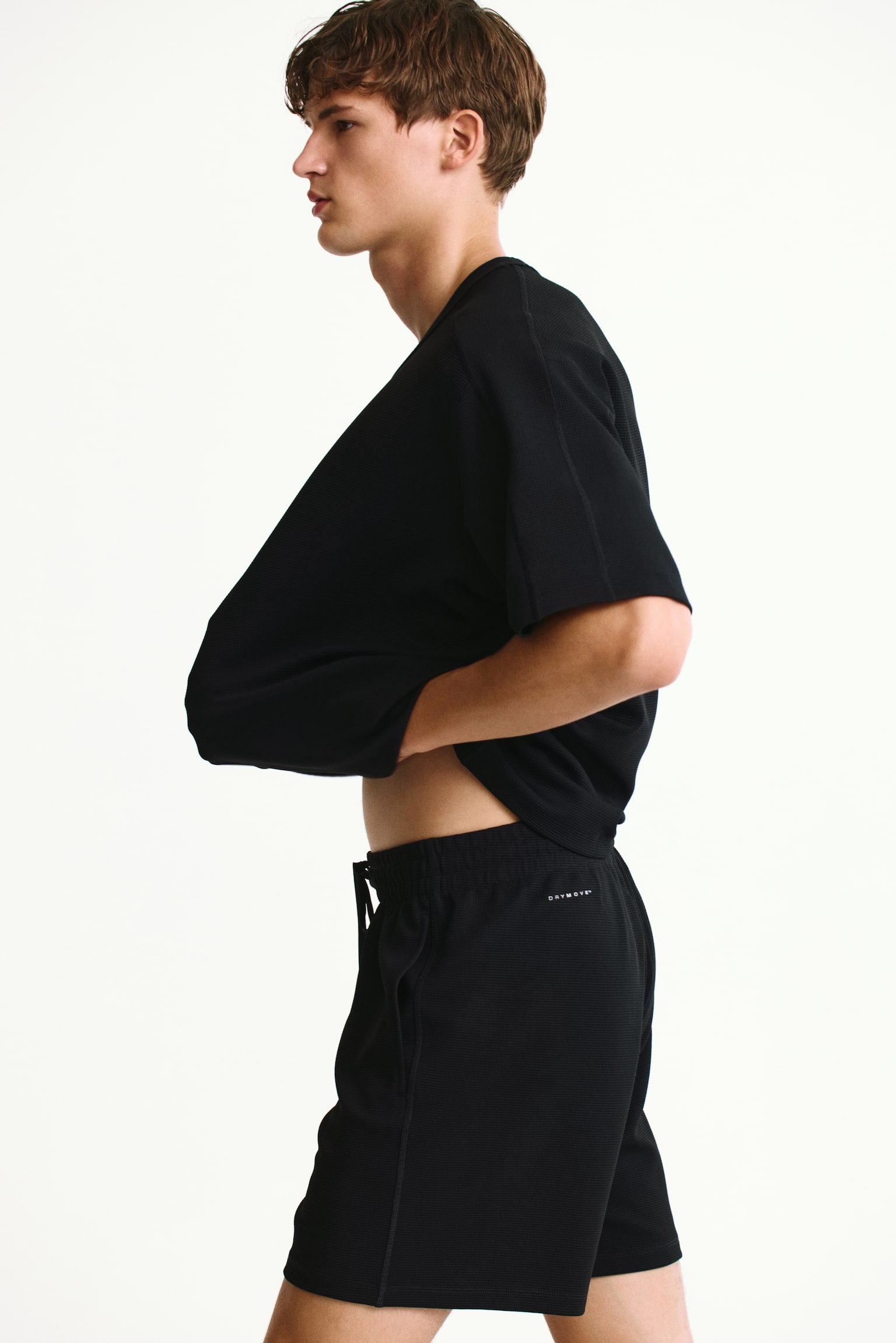 Мужские шорты H&M Move Regular-Fit Waffled Sports Shorts with DryMove™, цвет: Чёрный — фото 5