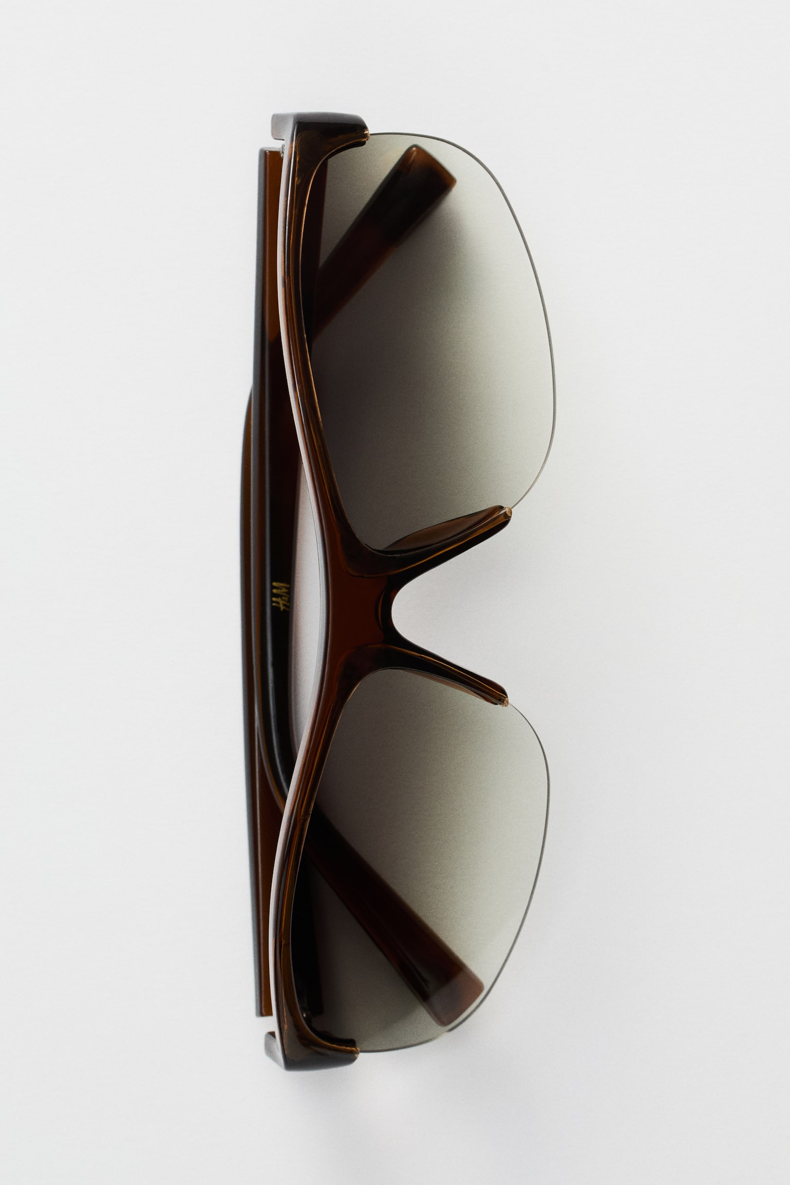Женские солнцезащитные очки H&M Sporty Sunglasses, цвет: Коричневый — фото 2