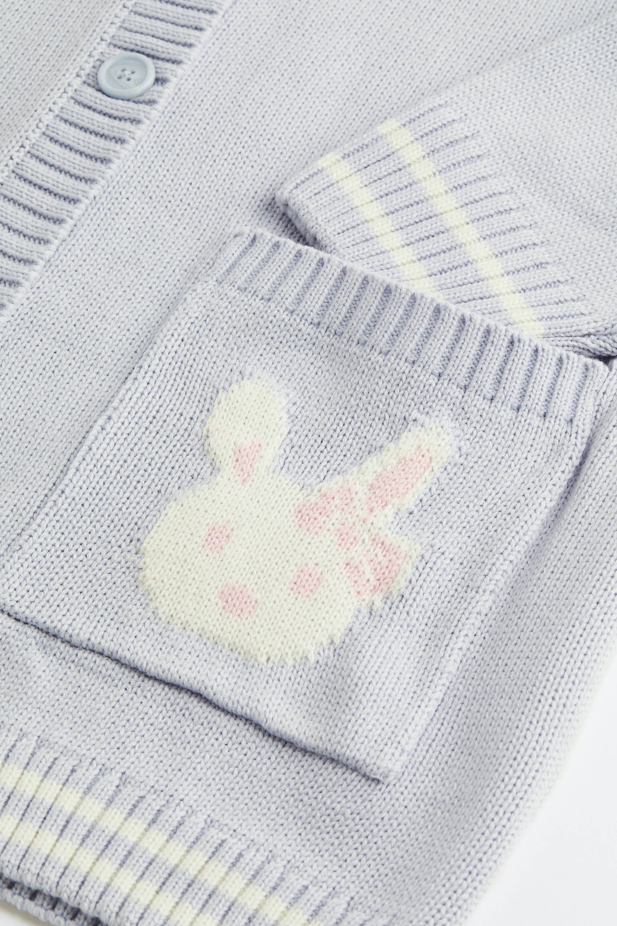 拡大画像を表示: オーバーサイズ 襟付きカーディガン - ライトブルー／バニー - レディース | H&M JP 4