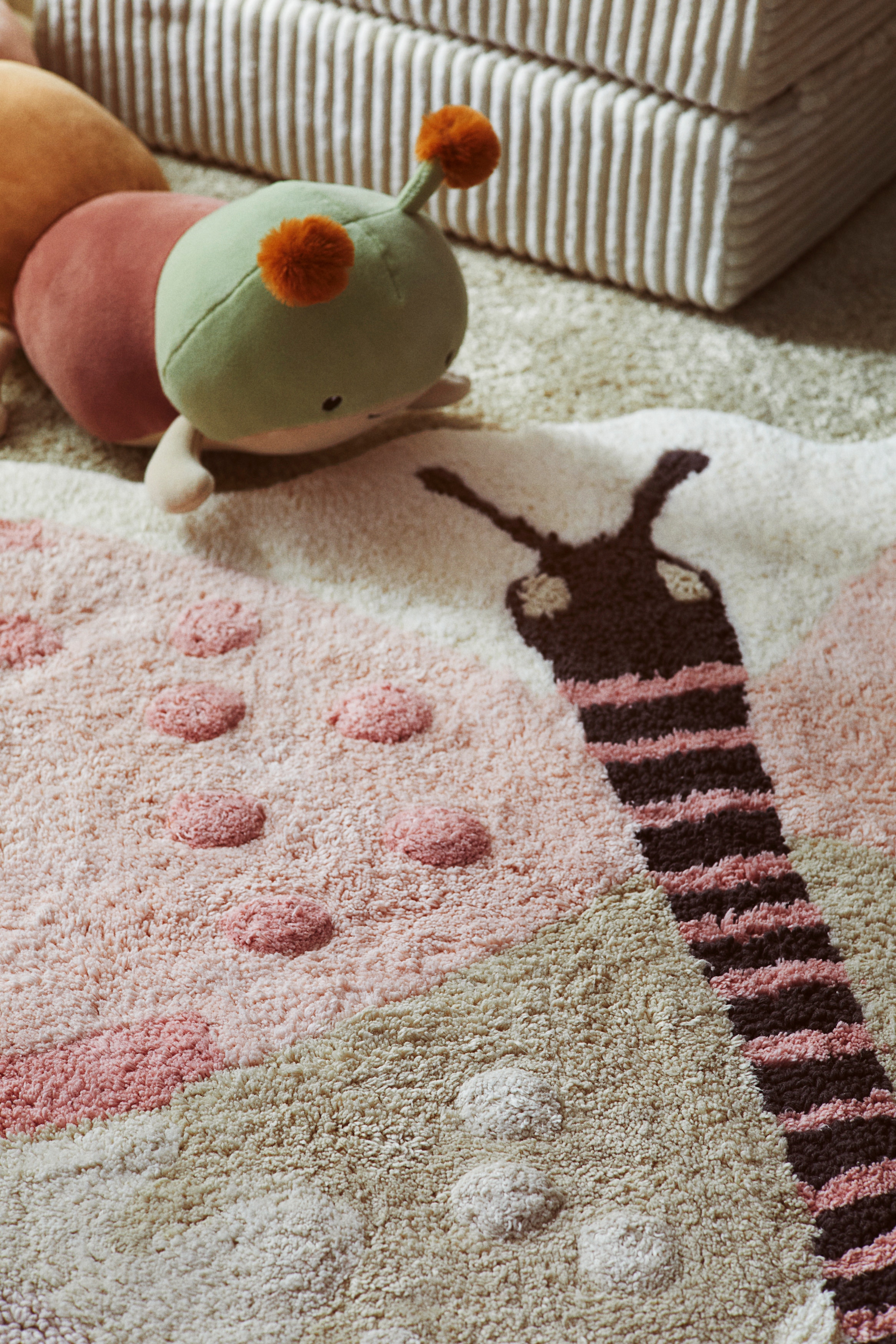 Butterfly-shaped rug - Pink/Butterfly