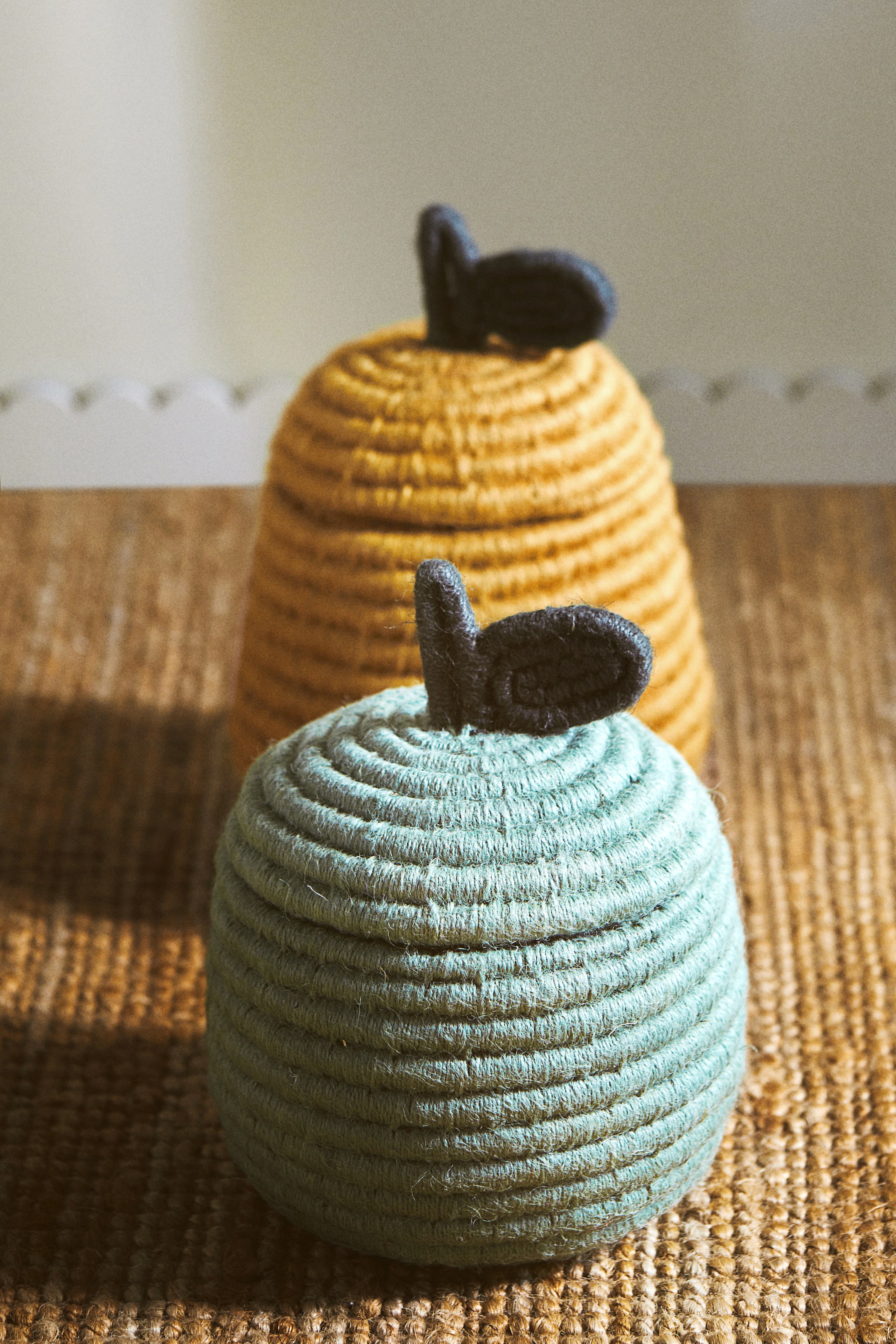 Apple-Shaped Storage Basket