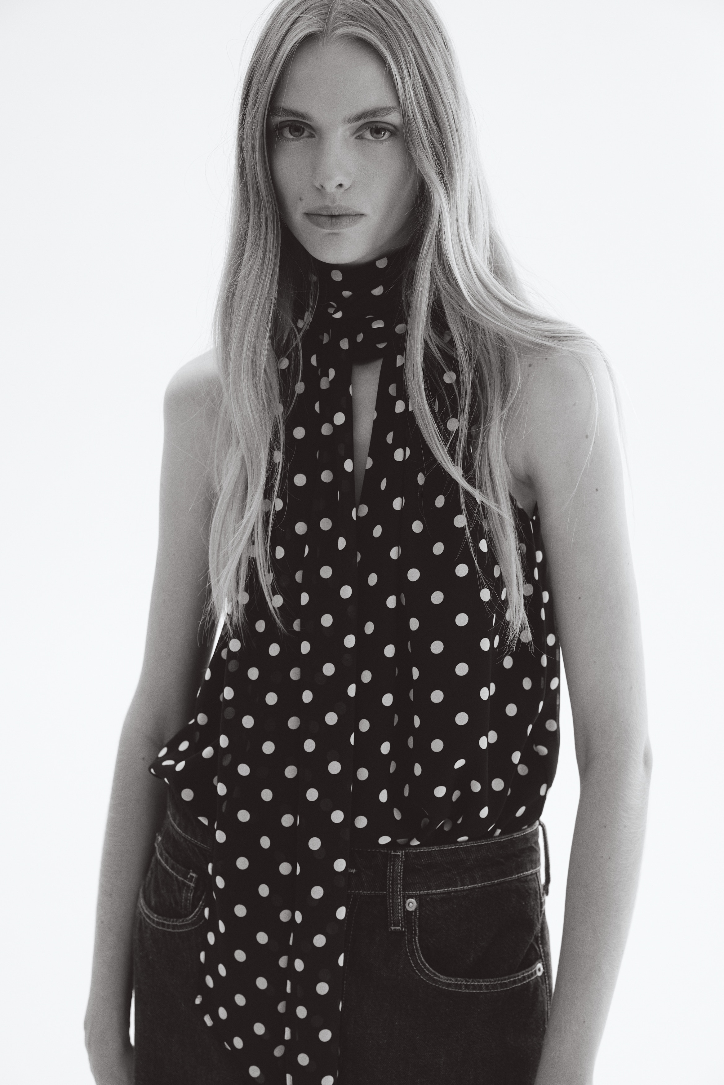 トップス BEEDEN DOTS SCARF NECK TOPS Top with Scarf Collar - Black/dotted - Ladies | H&M US