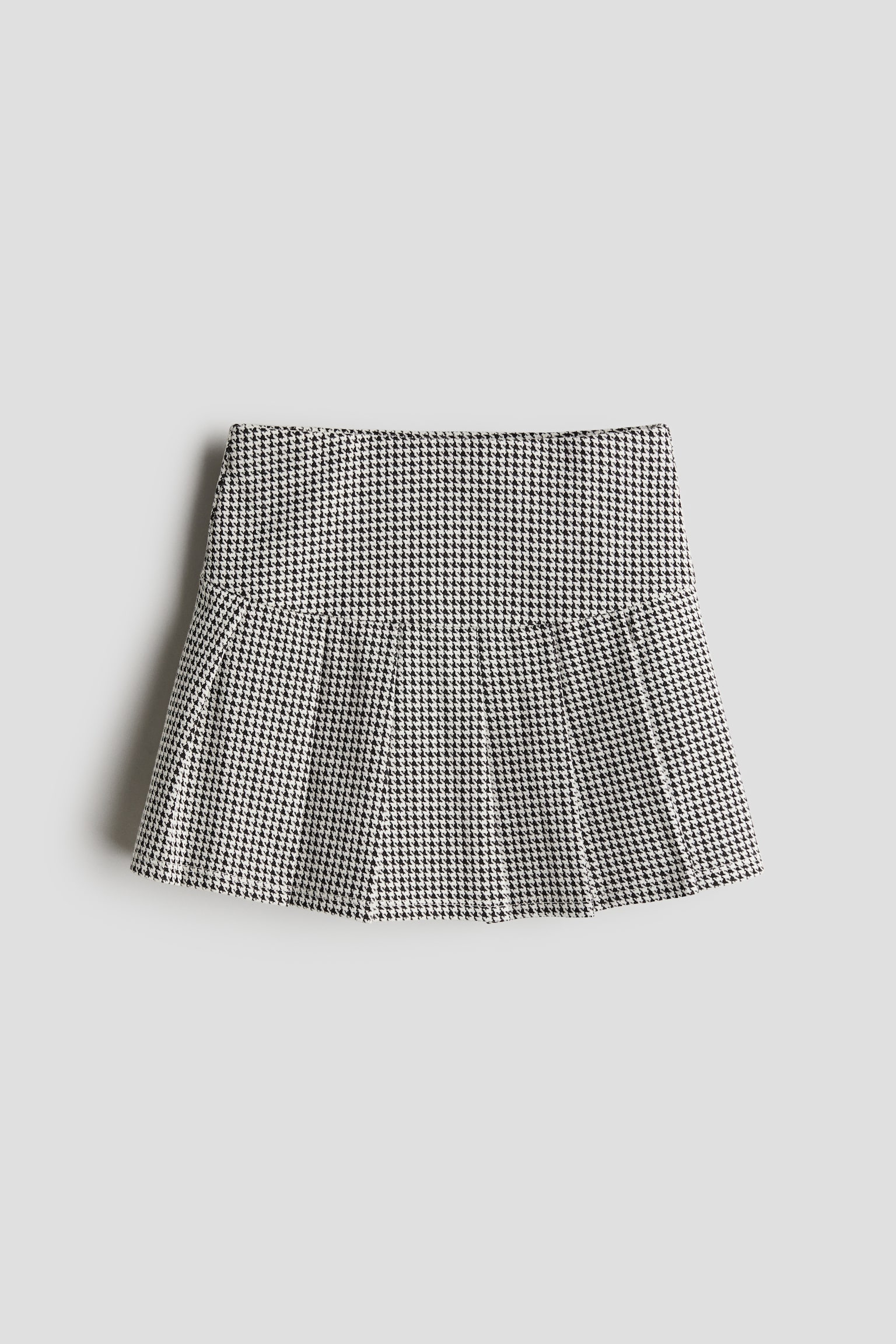 Pleated skirt - Beige/Dogtooth-patterned/Light grey/Pinstriped/Navy blue/Pinstriped - 1