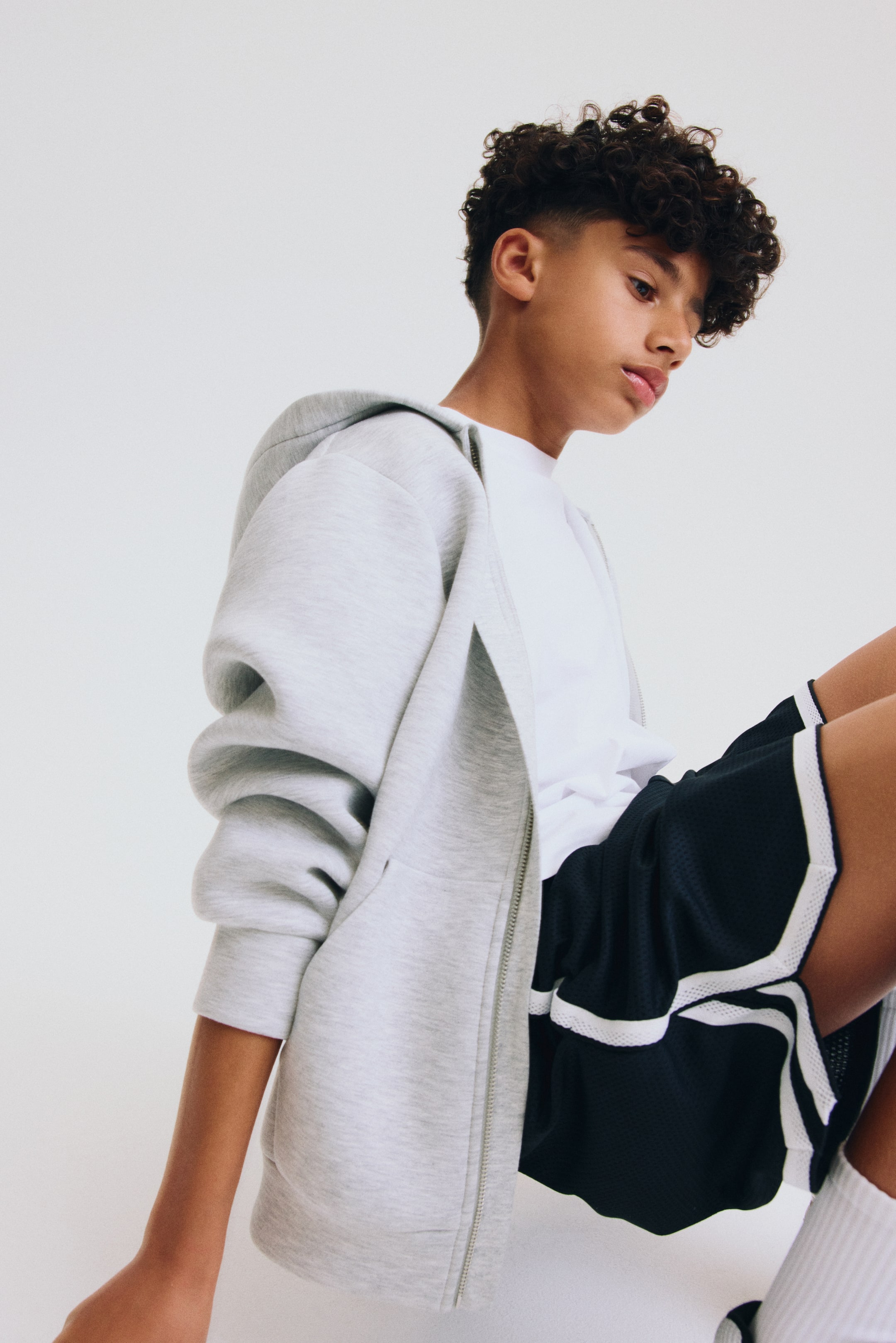 Детские шорты H&M Regular-Fit Basketball Shorts with DryMove™ — фото 5