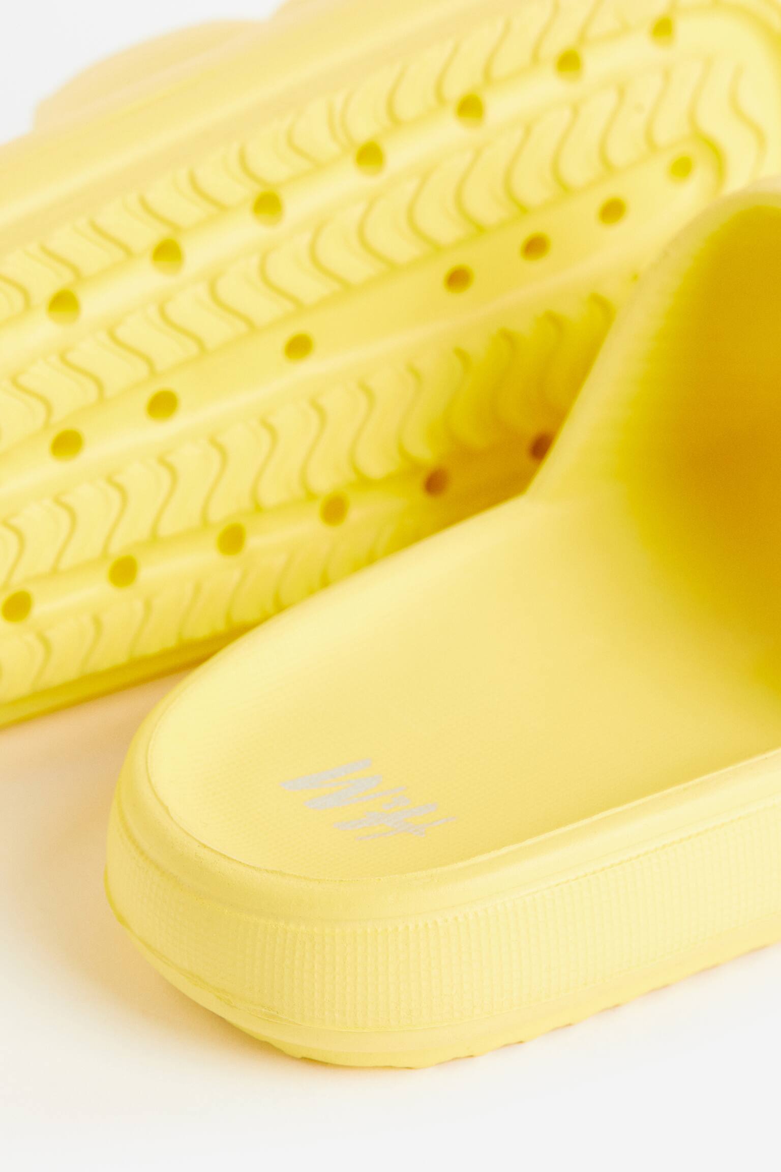 Quilted Slides - Yellow/Cream/Light purple - 2