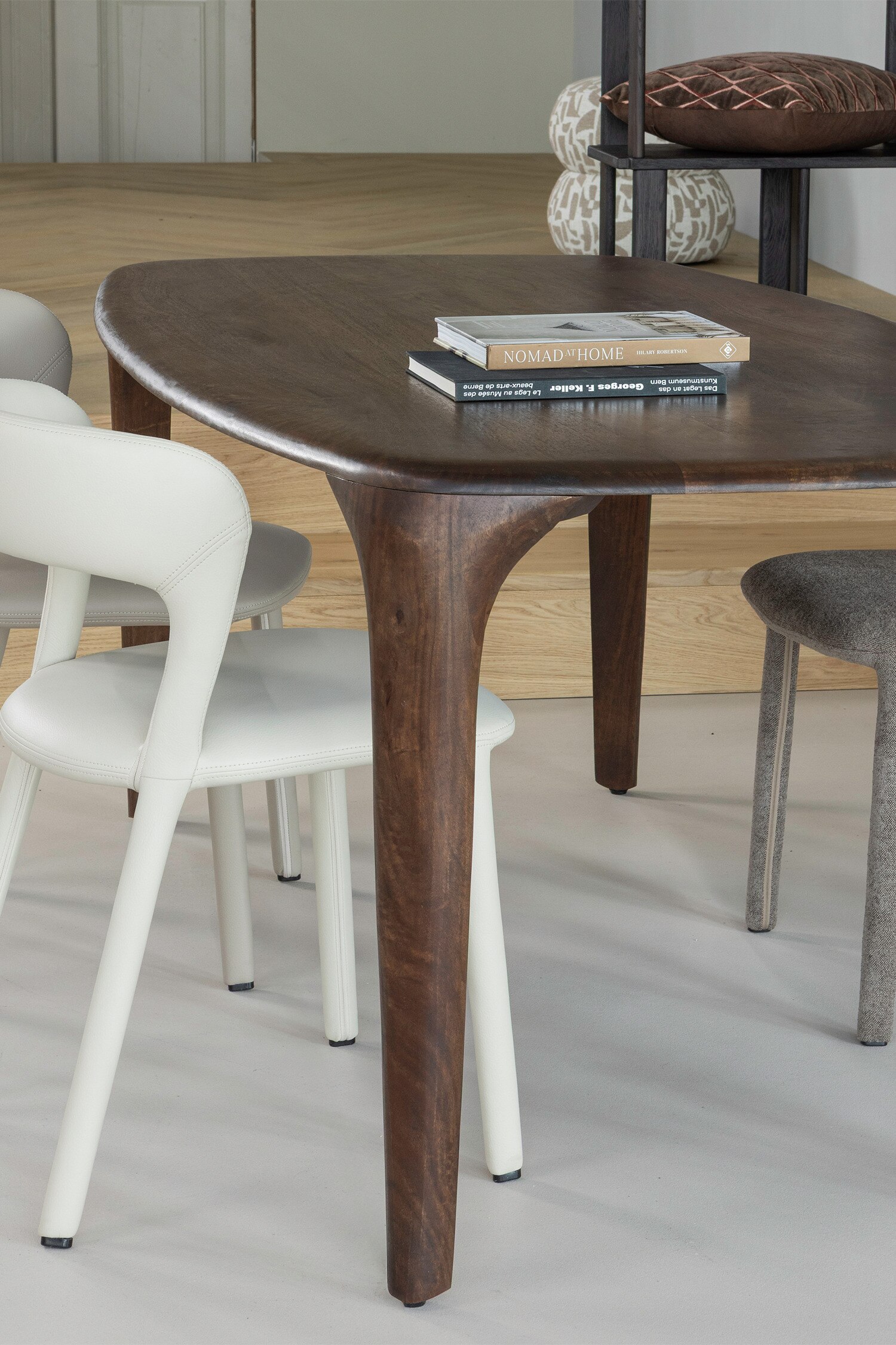 Fiore Dining Table - Brown