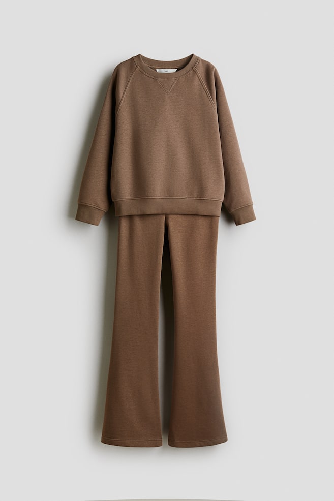 Conjunto de sweatshirt e joggers - Castanho - 1