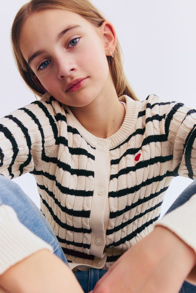 Cardigan tricotat cu torsade - Bej-deschis/dungi/Bleumarin/Paris/Roz-deschis/cireșe - 5