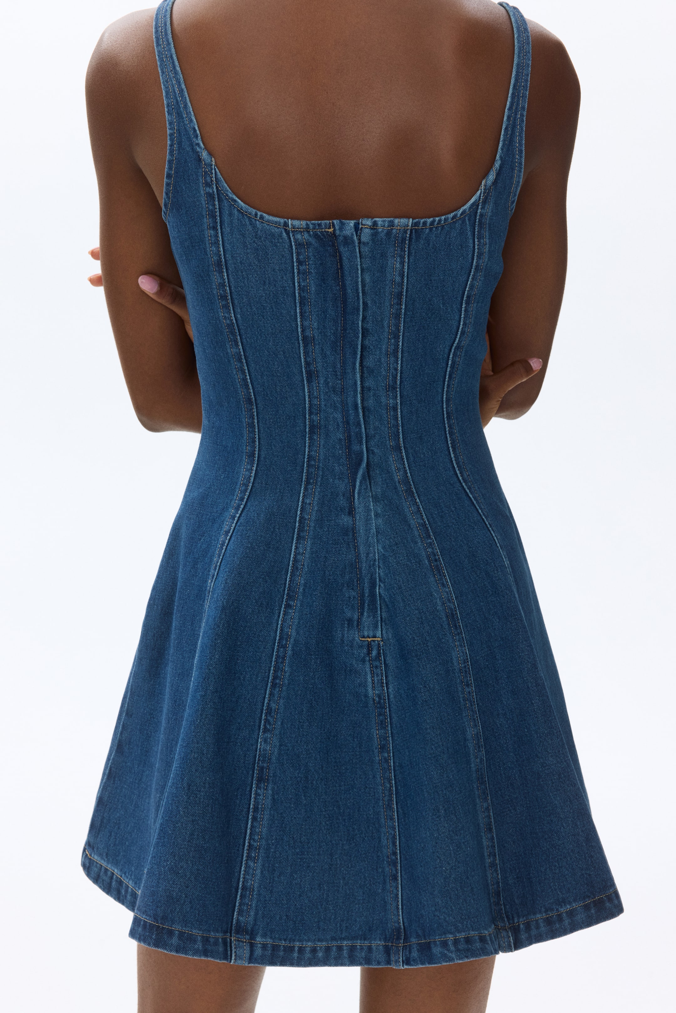 Женские платья H&M Flared-Skirt Denim Dress — фото 4