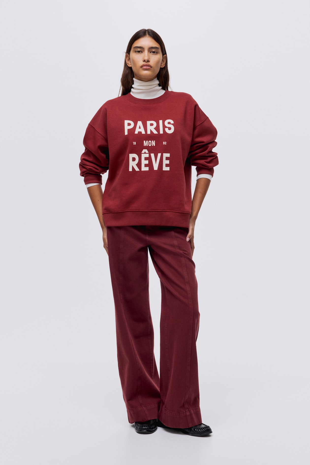 Sweatshirt with Text Motif - image 3