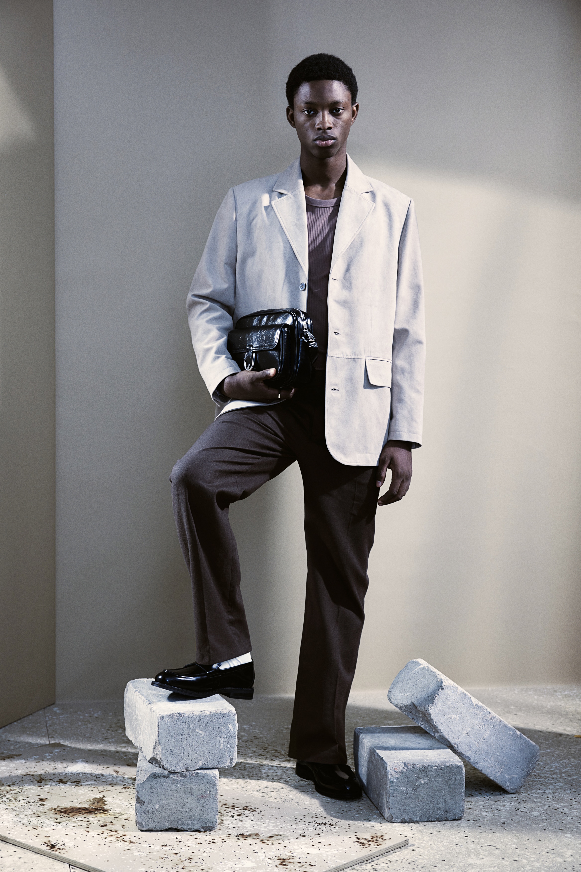 Pantaloni eleganti in misto lino Relaxed Fit - Marrone/Nero/Crema