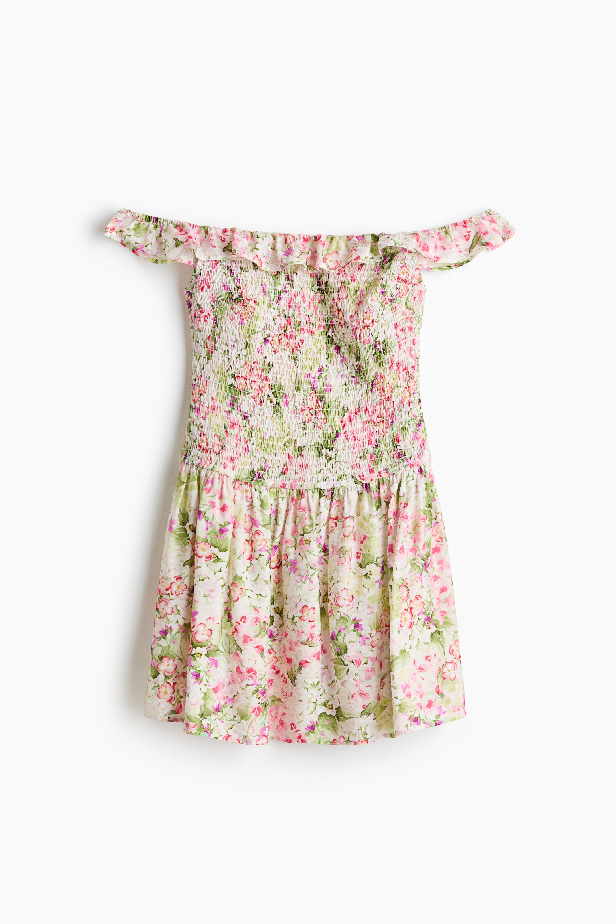 Robe épaules nues smockée