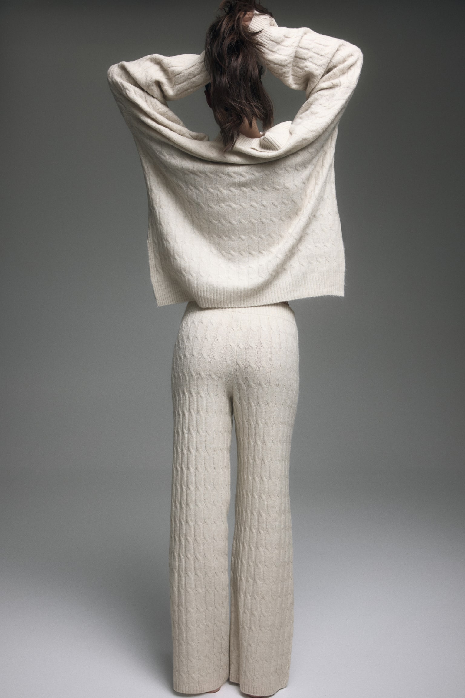 Cable-knit trousers - Beige claro - 5