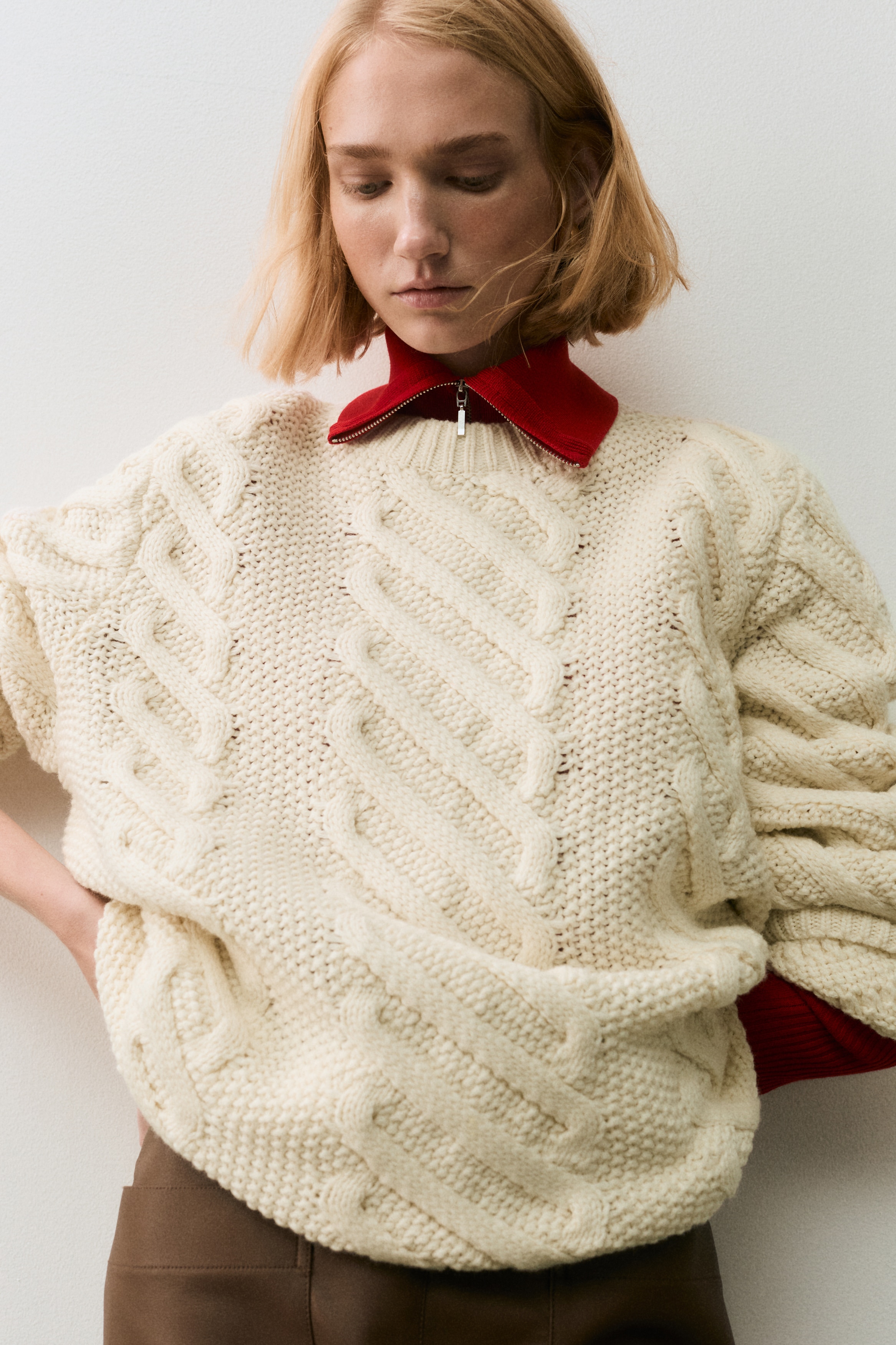 Džemper od mešavine vune - Krem/Crvena