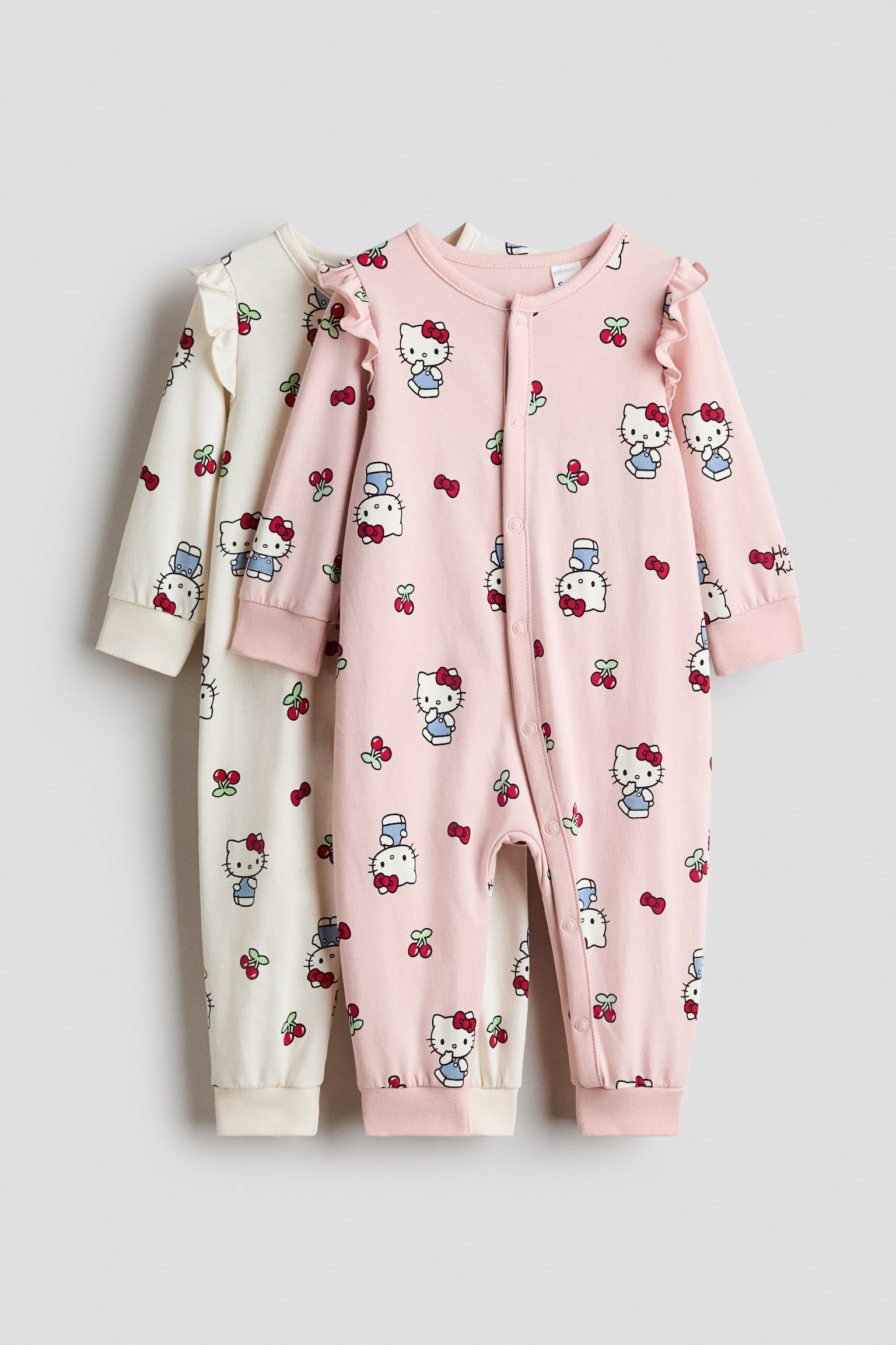 Set van 2 pyjama‘s met print - Lichtroze/Hello Kitty/Donkergrijs/The Lion King/Roze/Minnie Mouse/Lichtgroen/Mickey Mouse/Dusty blauw/Superman/Turkoois/Lion King/Dusty blauw/Mickey Mouse/Lichtroze/Minnie Mouse/Dusty lichtpaars/Snoopy/Lichtroze/Bambi/Lichtroze/Minnie Mouse