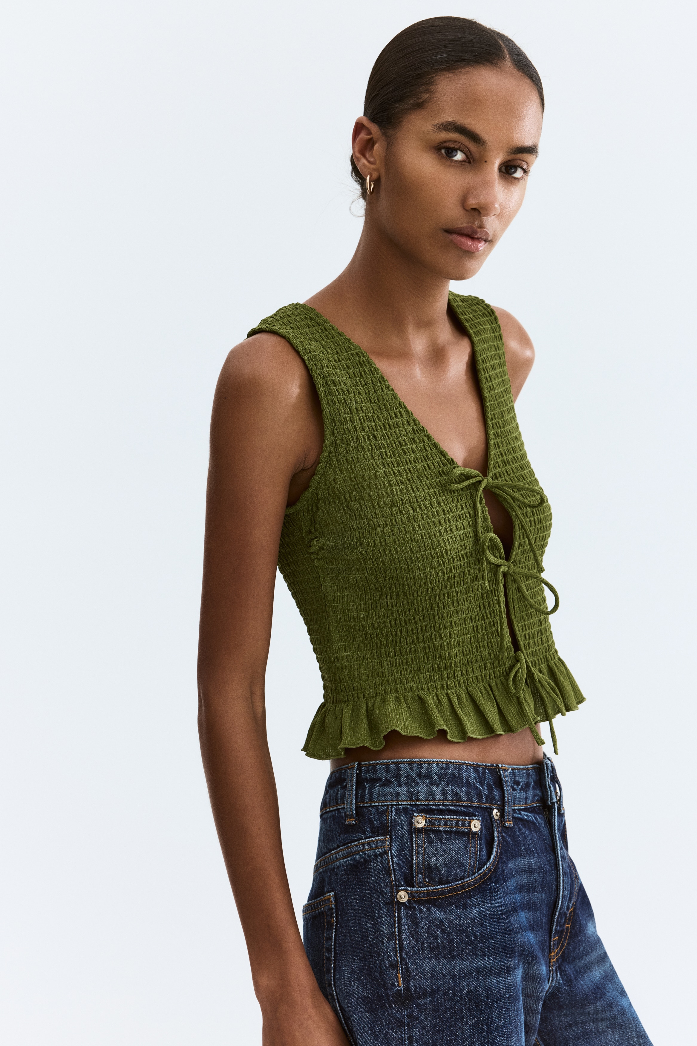 Women's Dark green Smocked waistcoat | H&M IN