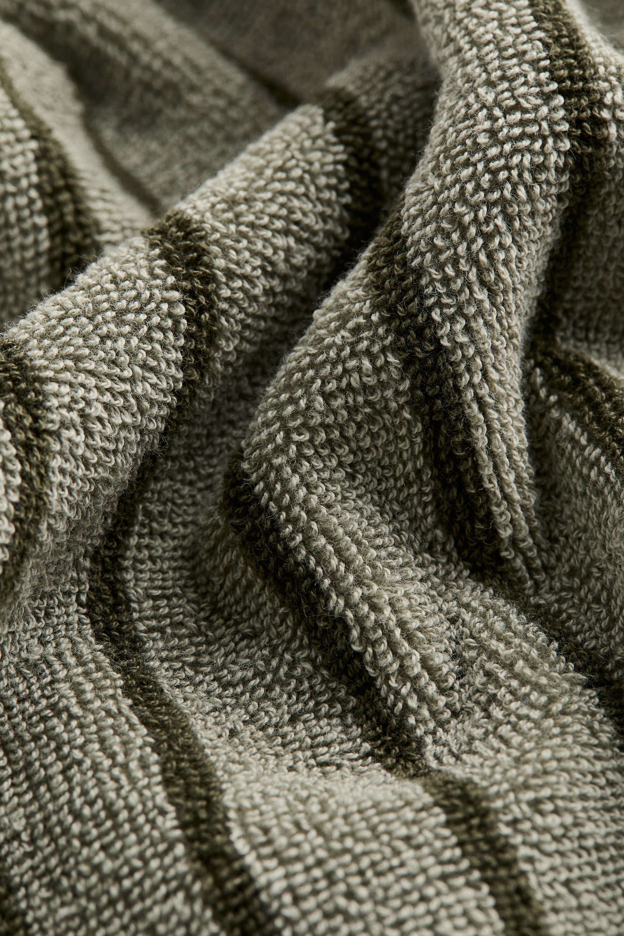 View larger image: Striped guest towel - Sage green/Black striped - Home All | H&M IN 3