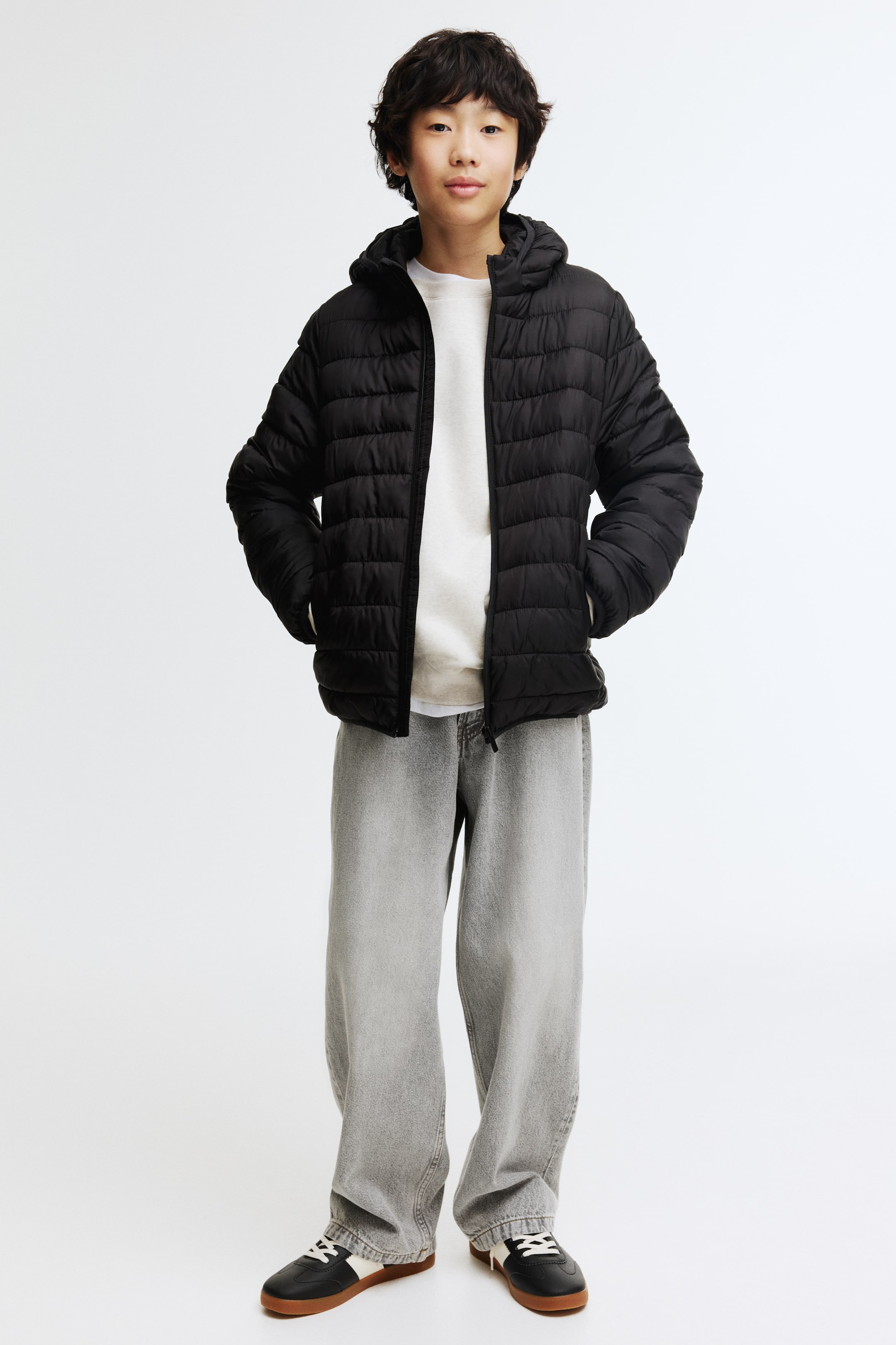 Grösseres Bild ansehen: Wasserabweisende isolierende Jacke - Schwarz - KINDER | H&M CH 1