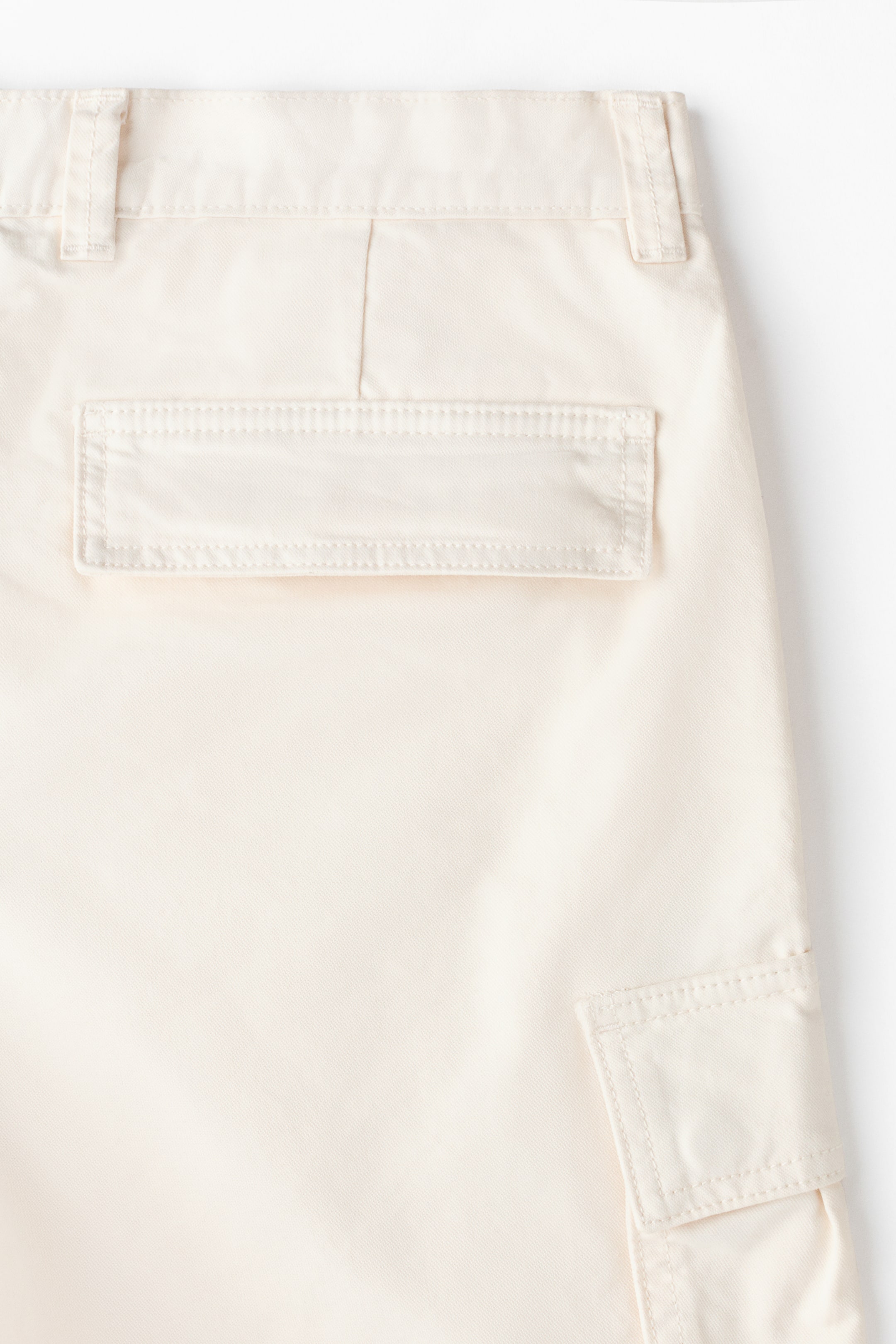 Relaxed-Fit Cargo Shorts