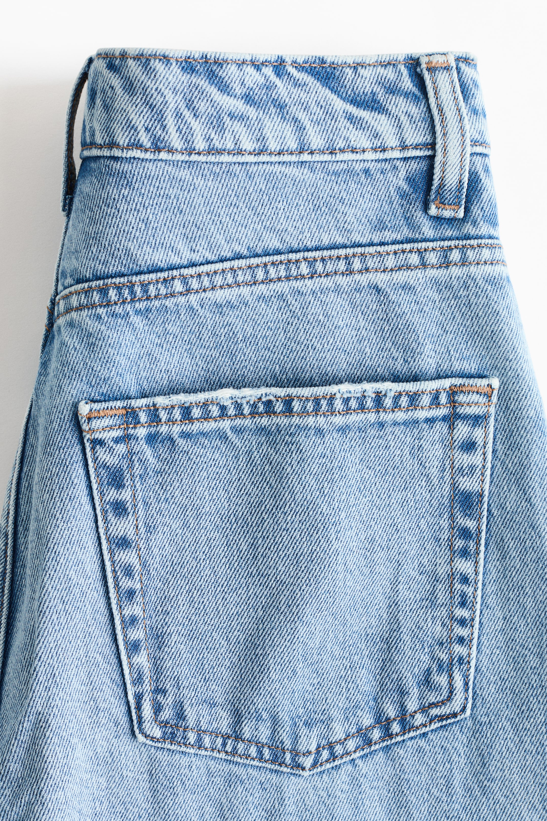 High-Waist Barrel-Leg Ankle Jeans