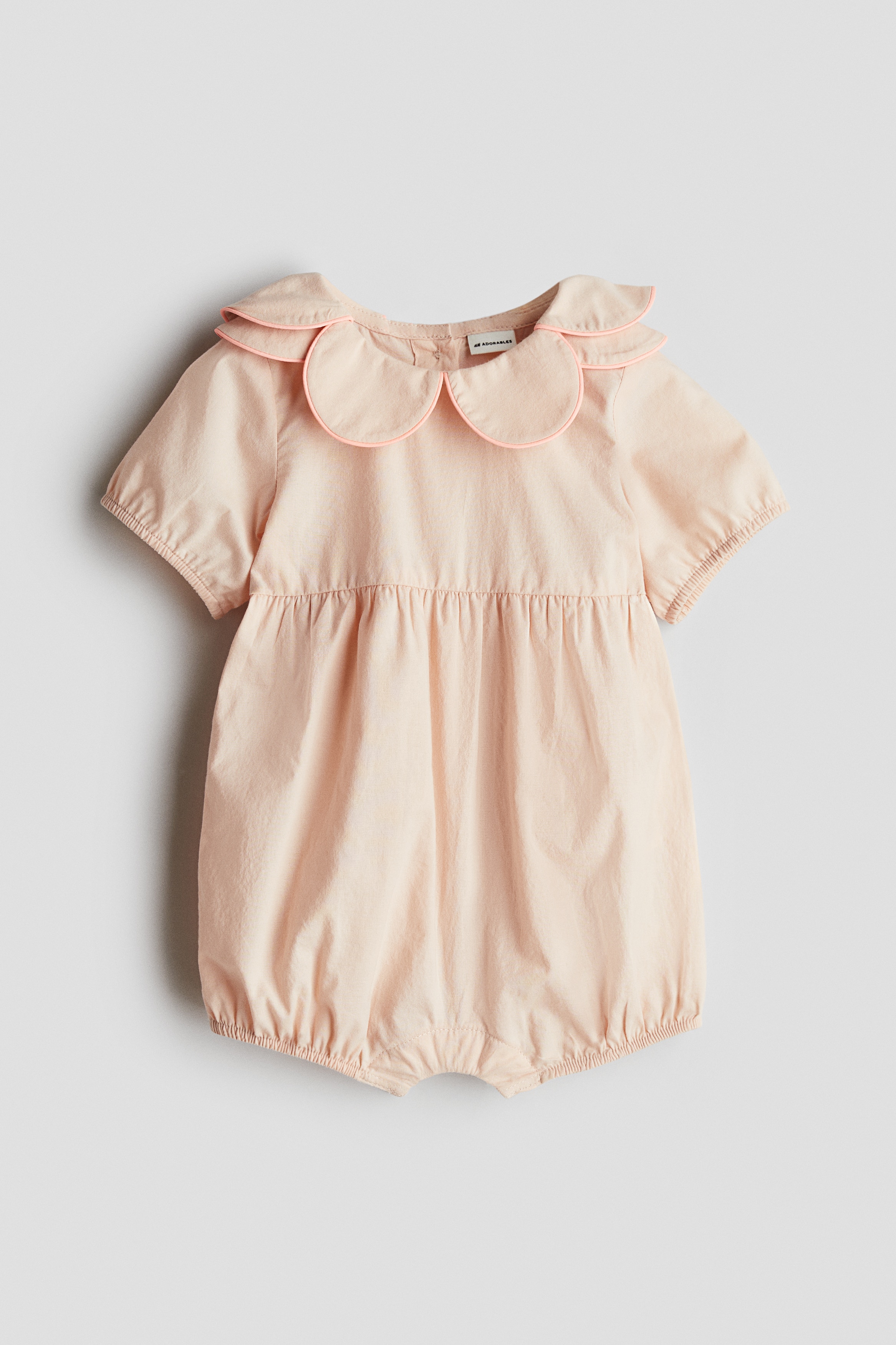 Barboteuse en coton avec col pétales - Rose pêche