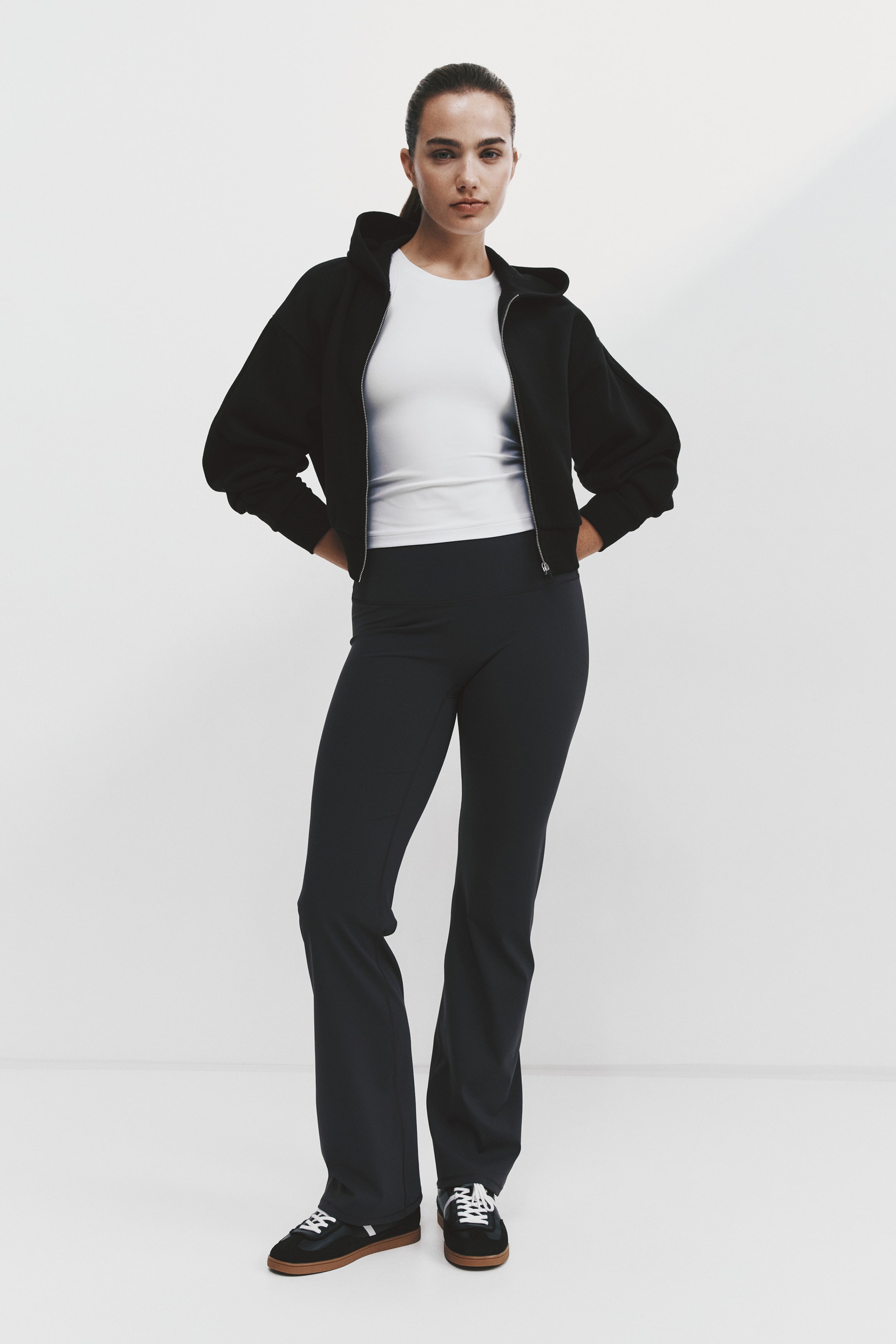 View larger image: SculptMove™ Flared sports leggings - Dark grey - Ladies | H&M 1