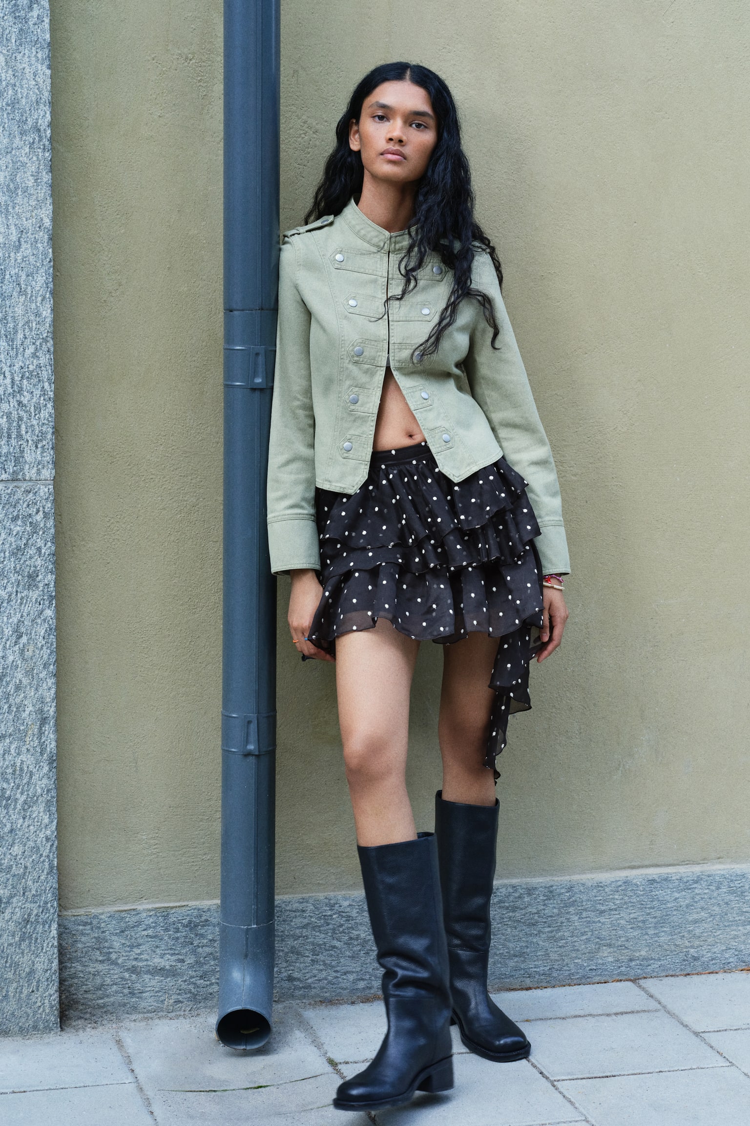 Женская юбка H&M Tiered Draped-Panel, цвет: Чёрный / В горошек — фото 3