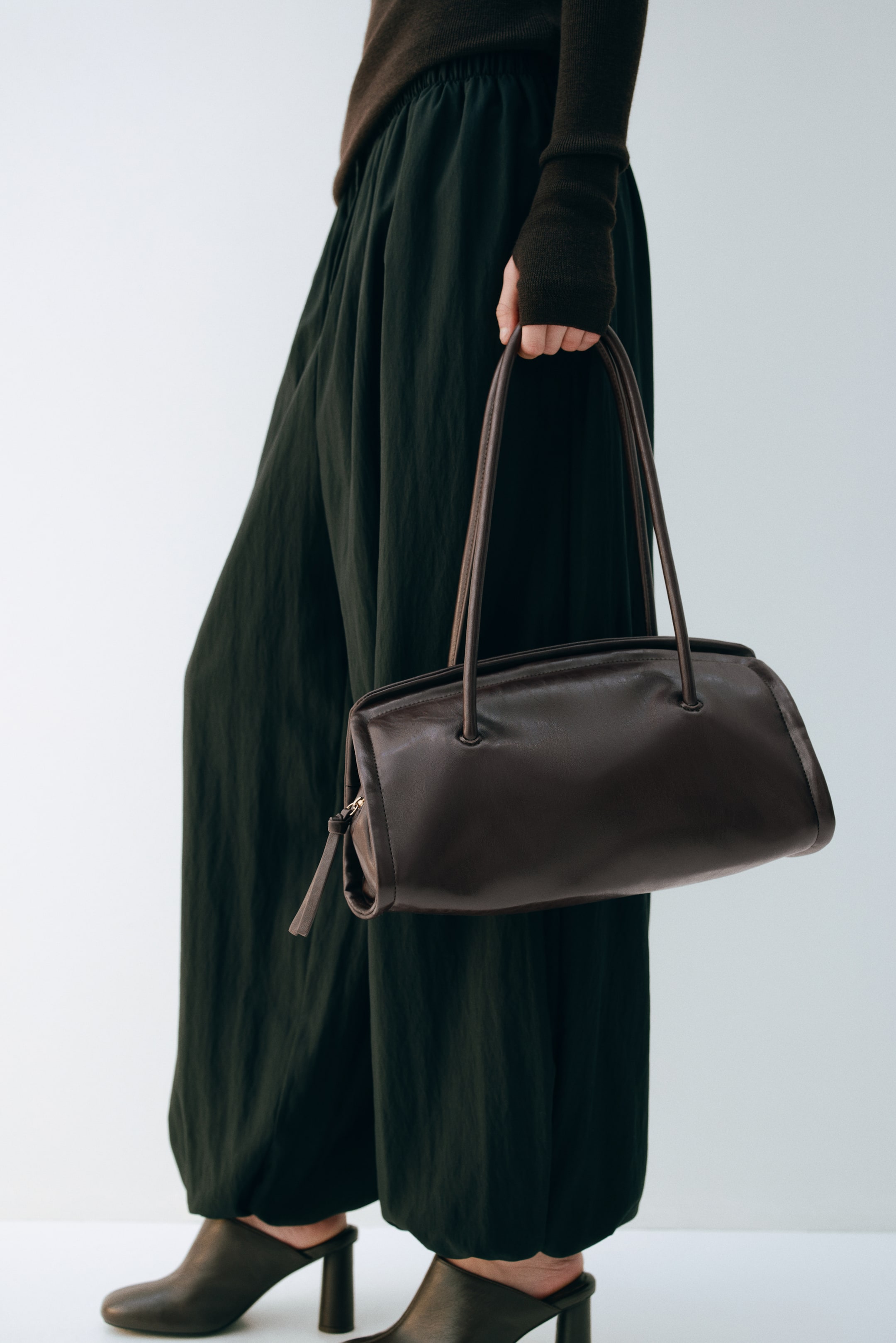 Visualizza immagine più grande: Borsa a spalla - Marrone scuro - DONNA | H&M IT 1