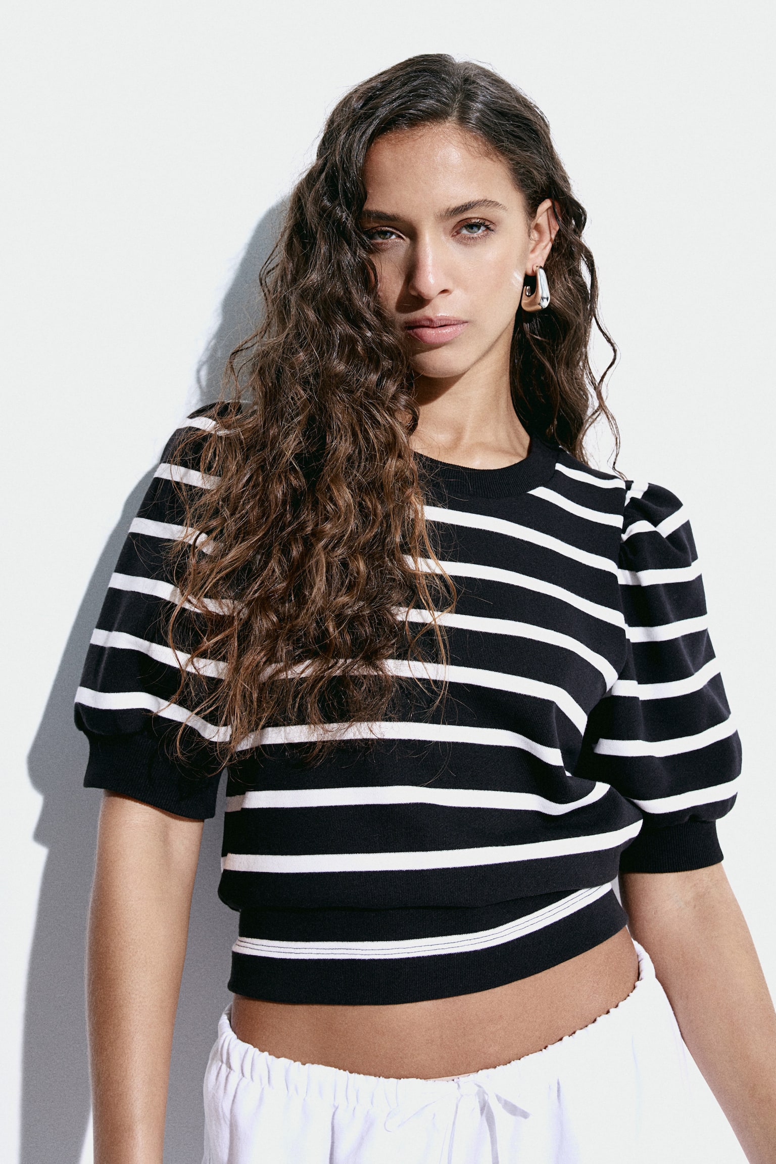 Puff-sleeved top - Black/White striped/Black/White striped/Beige/Light blue/White/Burgundy - 5