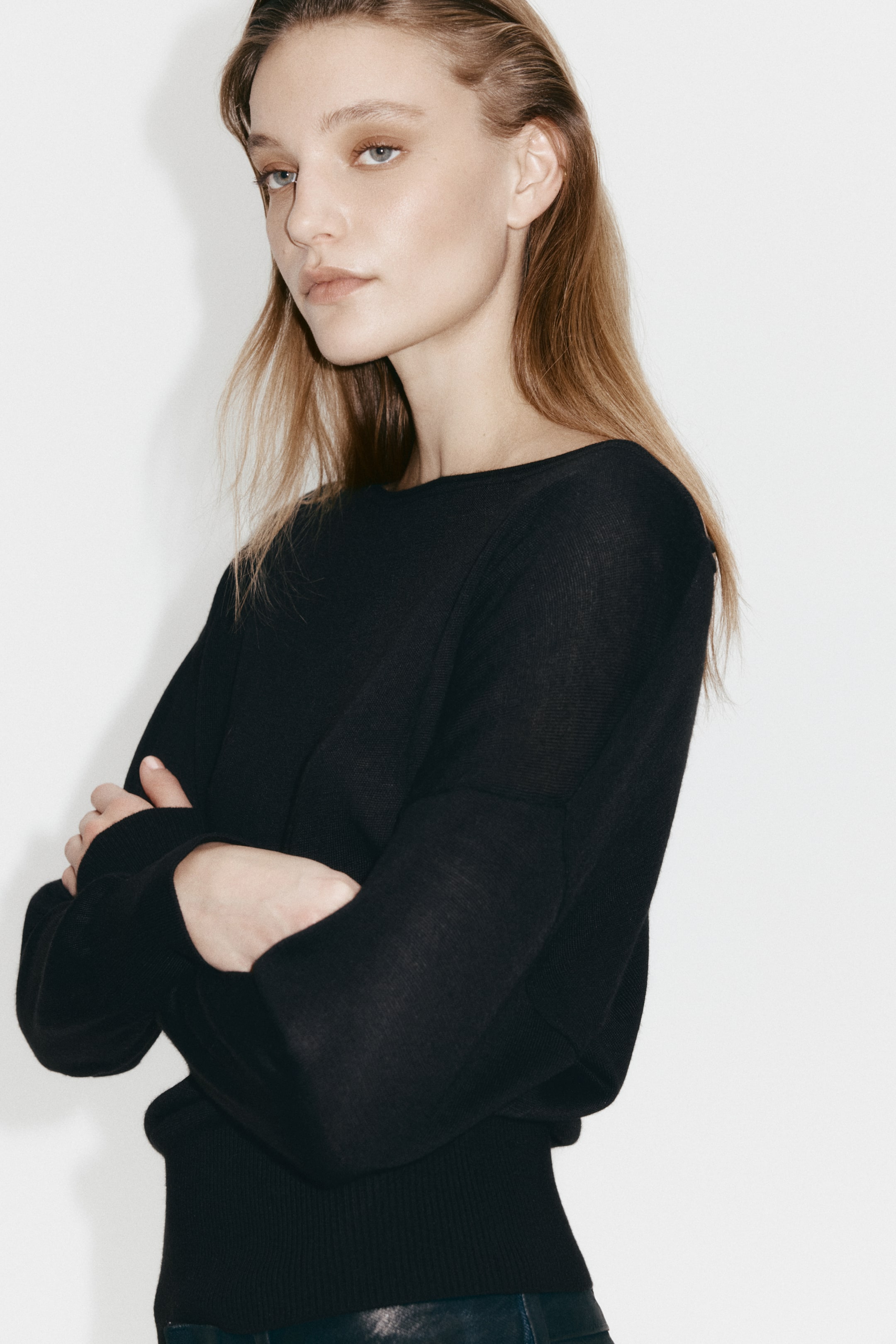 Agrandir l'image: Top asymétrique en maille fine - Noir - FEMME | H&M FR 1