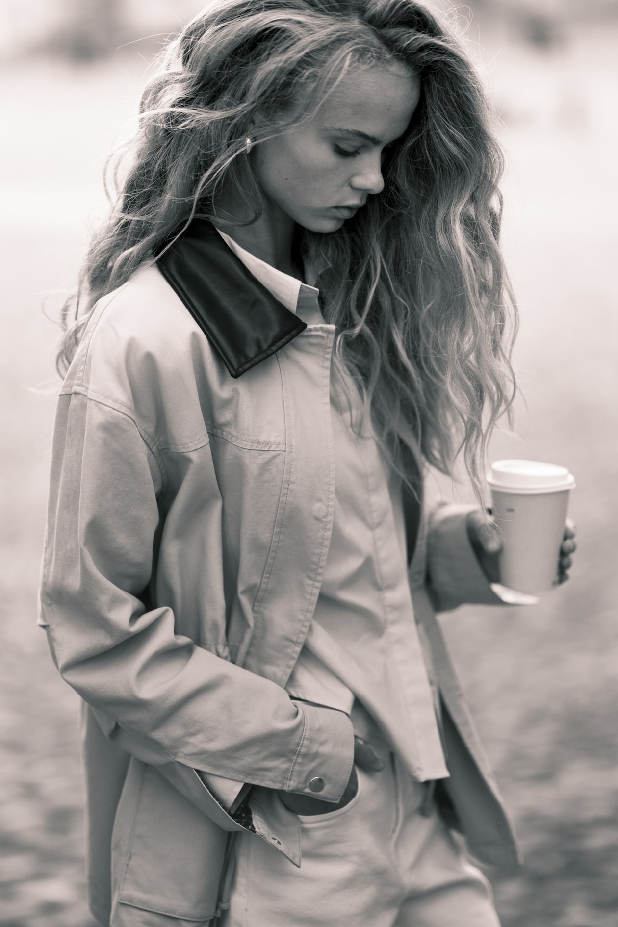 Veste en twill avec col en tissu enduit - Beige clair - FEMME | H&M FR