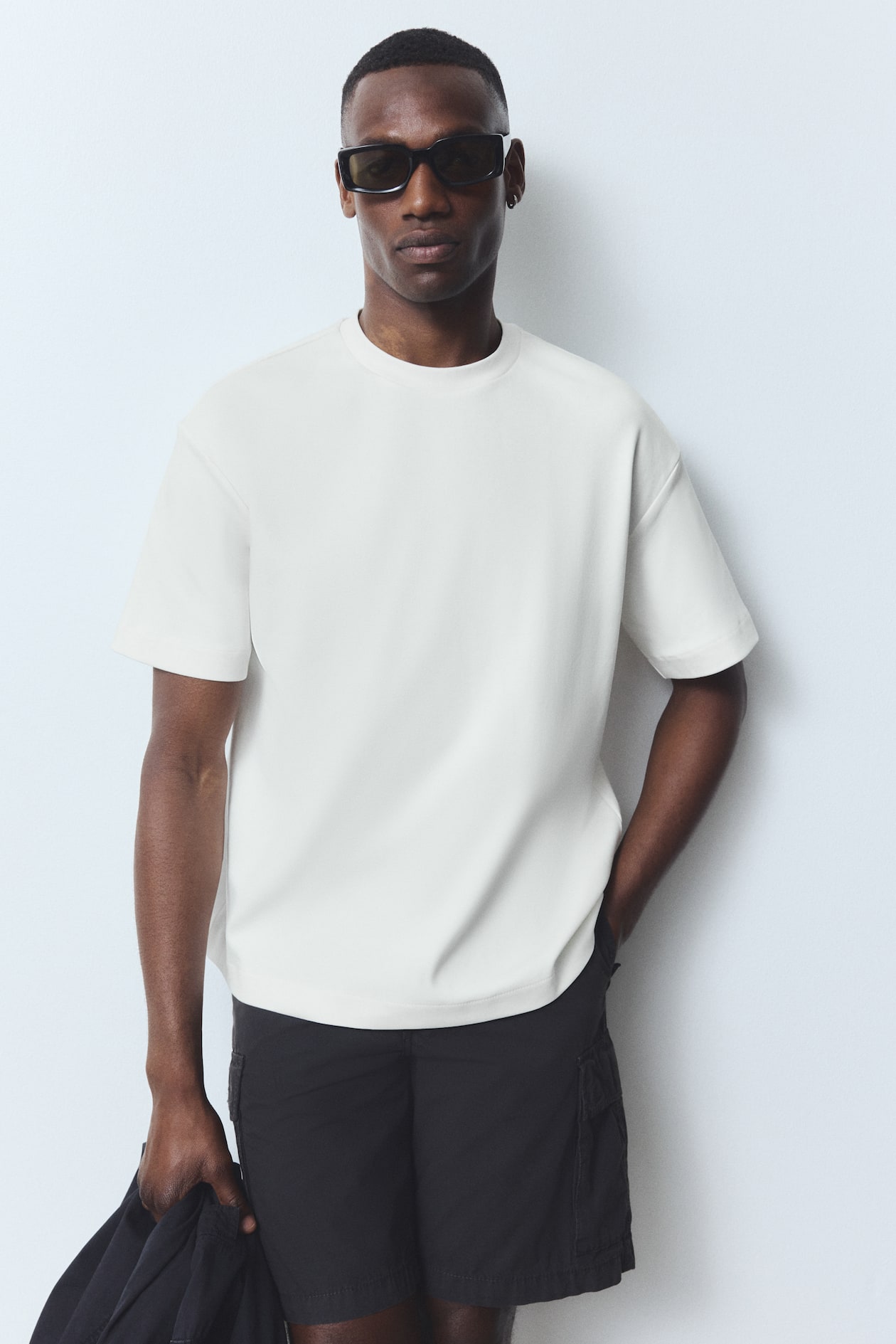 Loose Fit T-shirt - White - Men | H&M US