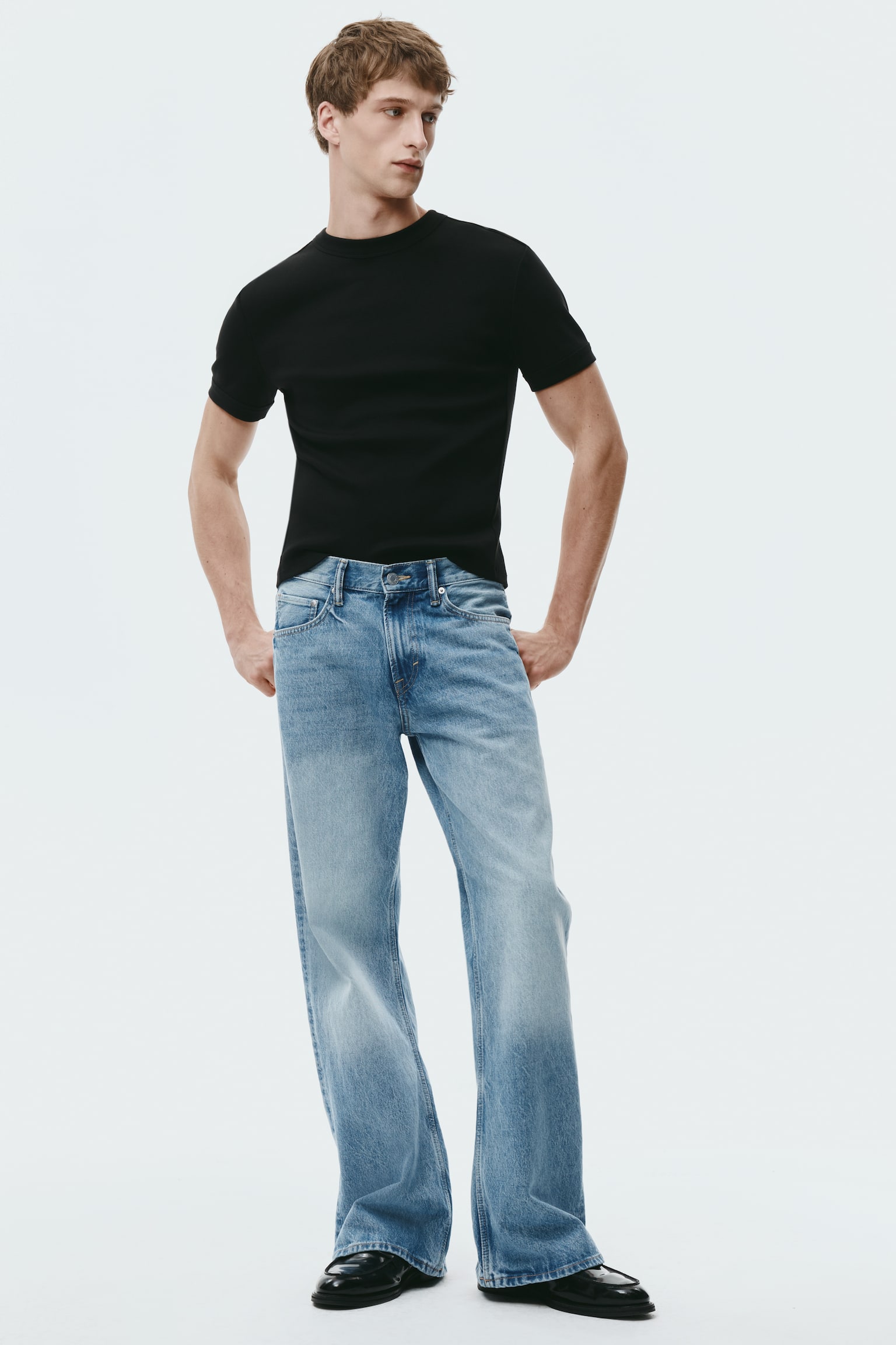 Relaxed Bootcut Jeans - Світло-блакитний денім/Блакитний денім/Сірий денім/Випраний чорний/Коричневий денім/Блакитний денім/Блакитний денім - 7