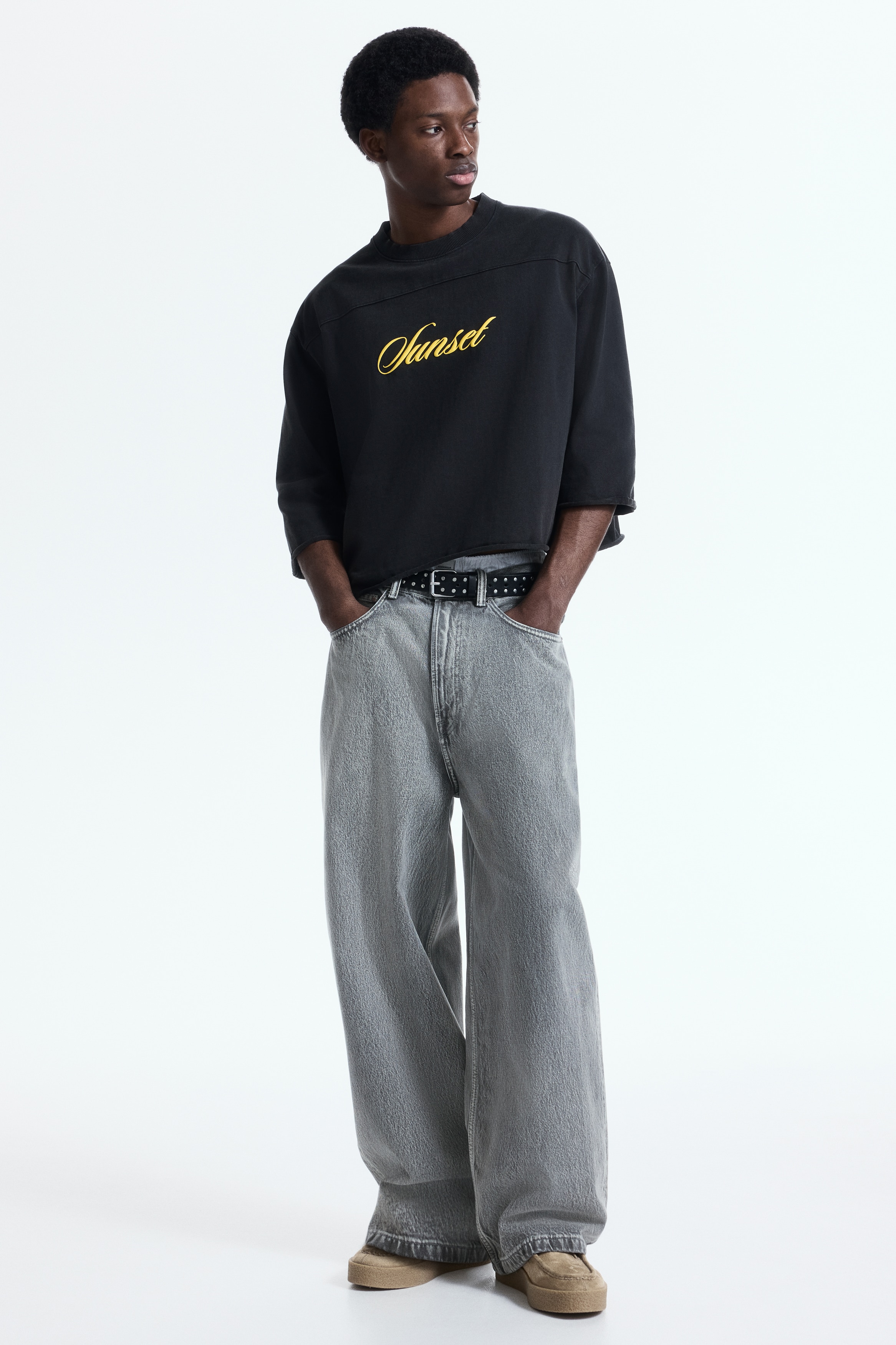 Playera Oversized Fit Boxy - Negro/Sunset/Crema