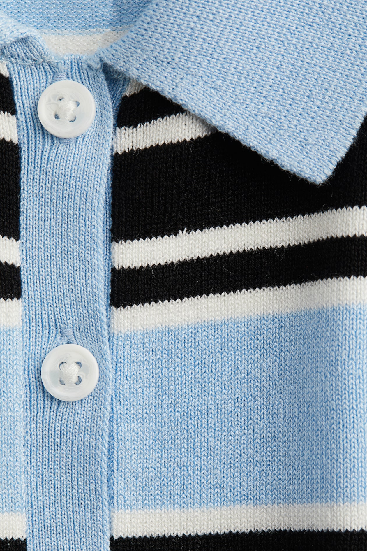 Short-Sleeved Cardigan - image 4