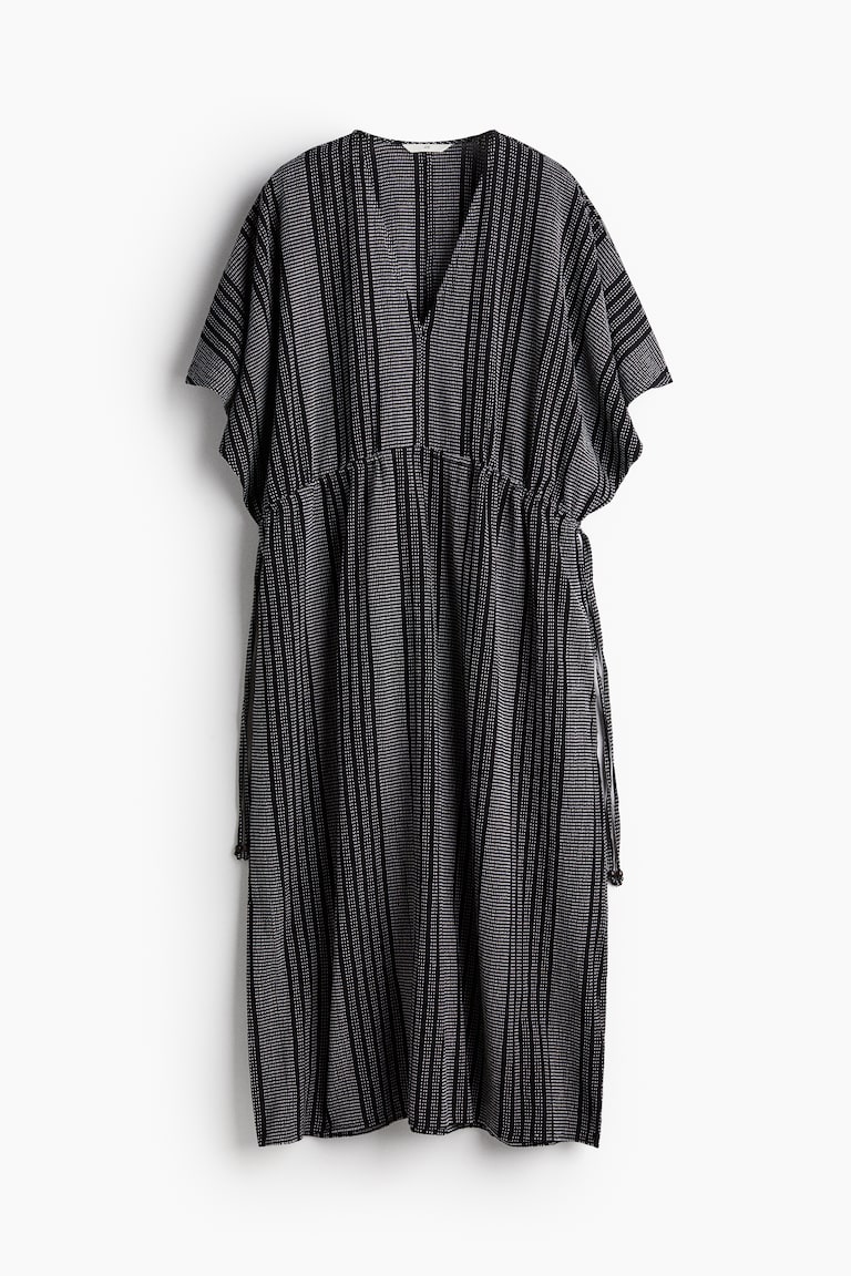 h&m kaftan dress blue COLOR-CONTRAST SLEEVE KAFTAN IN BLUE | CULT MIA