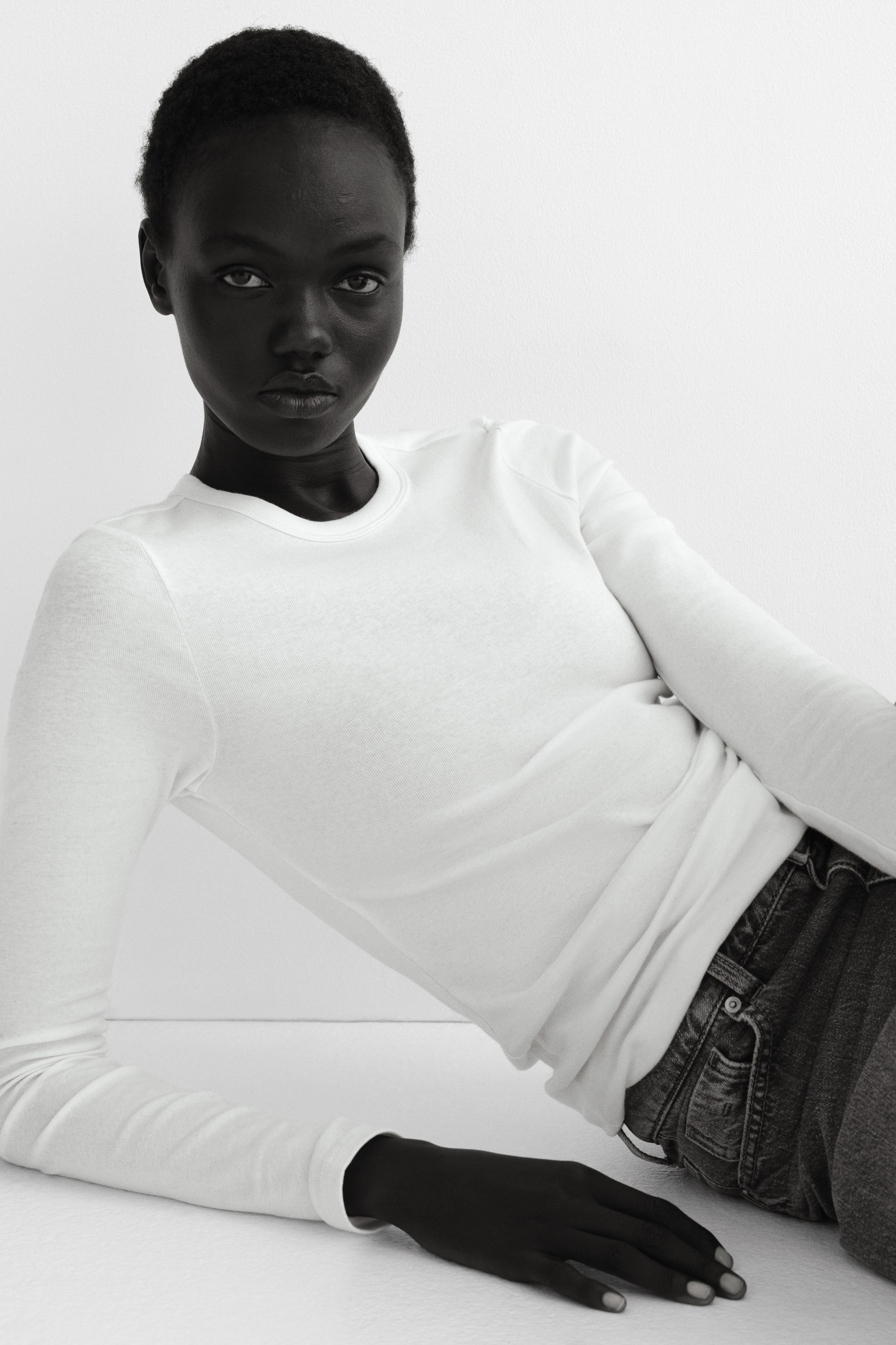 Преглед на по-голямо изображение: Блуза от трико с дълги ръкави - Бял - ЖЕНИ | H&M BG 1