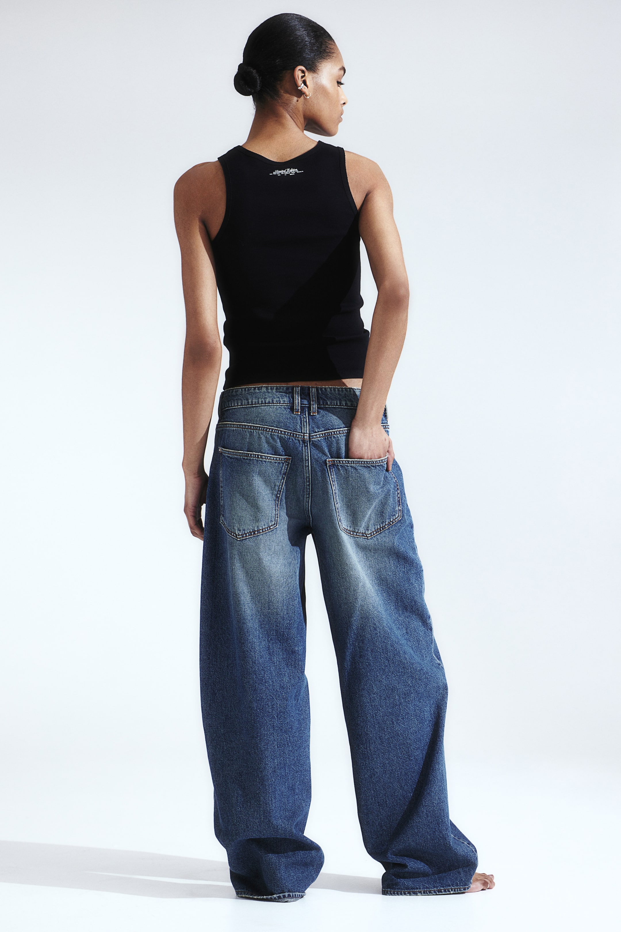 Baggy Low Jeans - Low waist - Long - Denim blue - Ladies | H&M GB