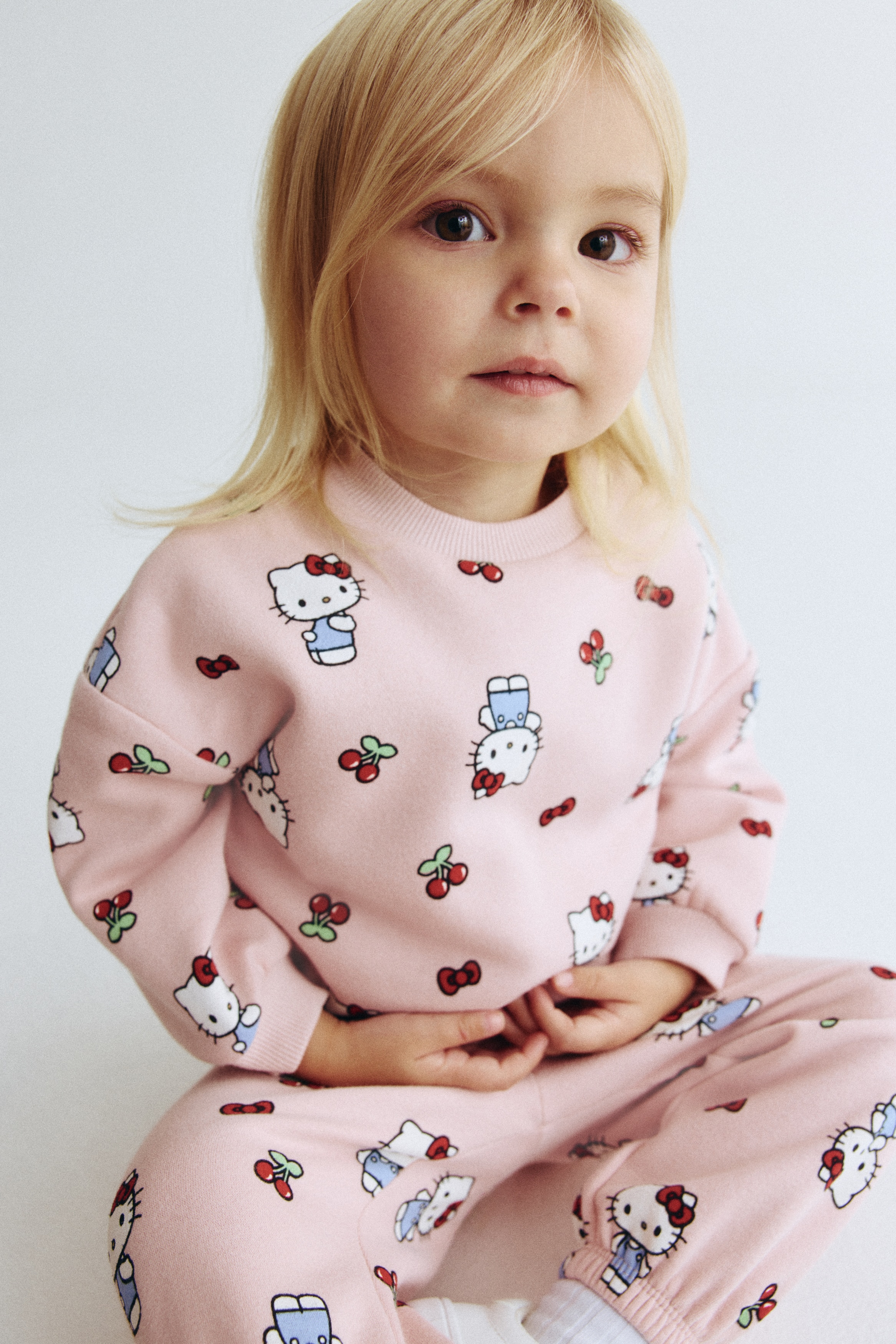 Set 2 pezzi in felpa con stampa - Rosa chiaro/Hello Kitty/Beige chiaro/Minni/Crema/Minni