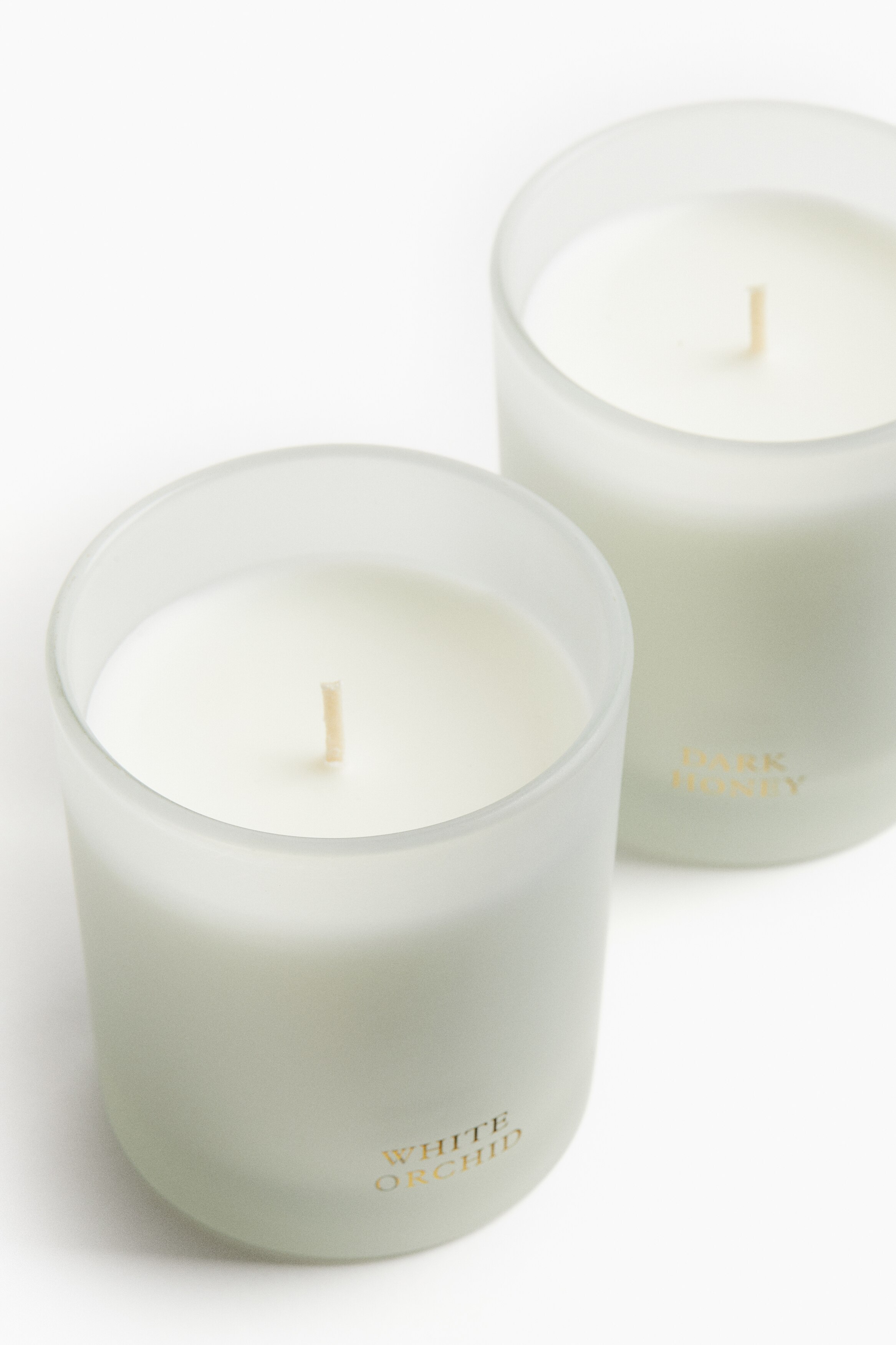 White Orchid 2-Pack Scented Candles with Gift Box at H&M Home | H&M US