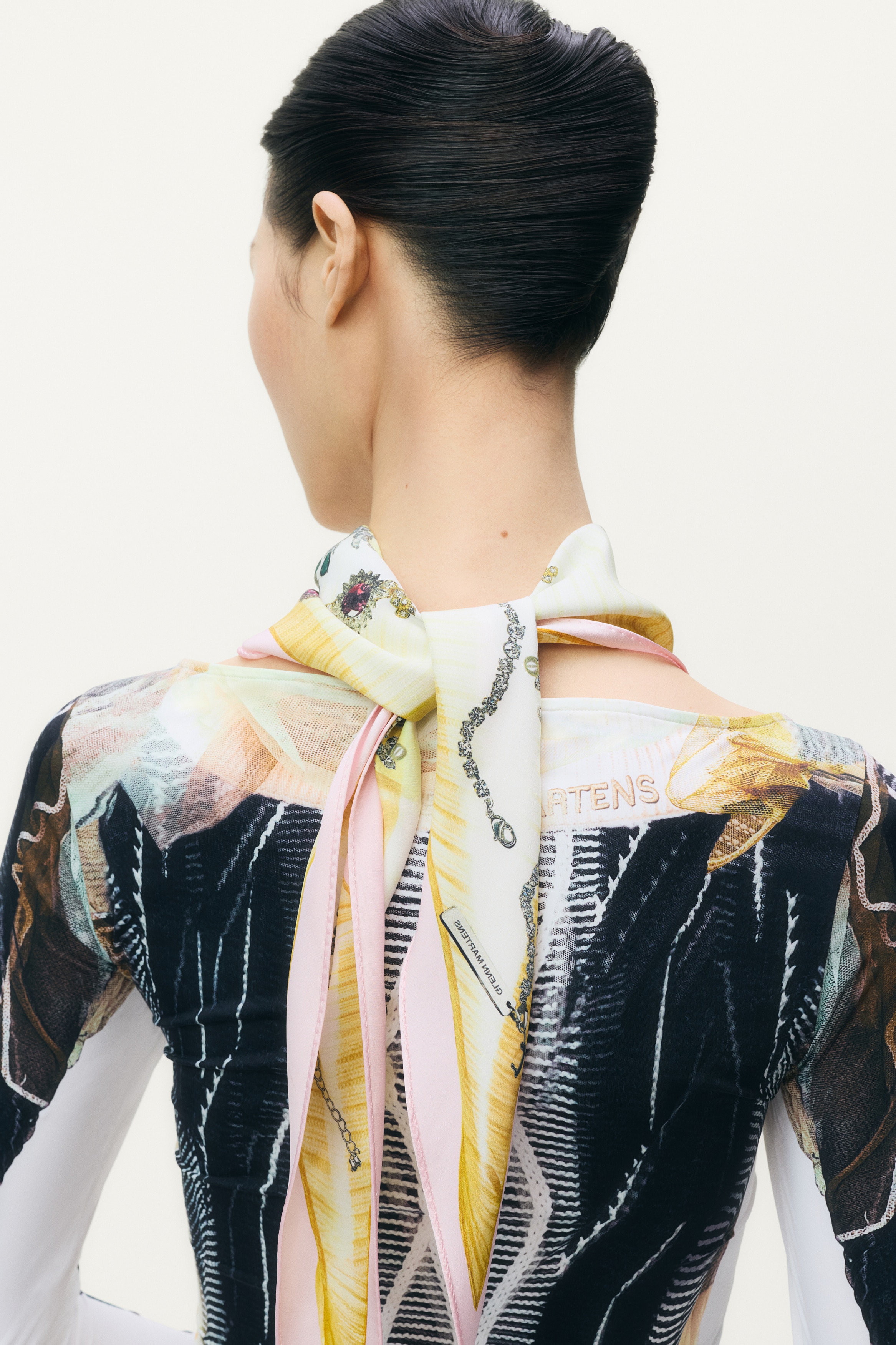 シルクネックスカーフ - イエロー／ライトピンク - レディース | H&M JP