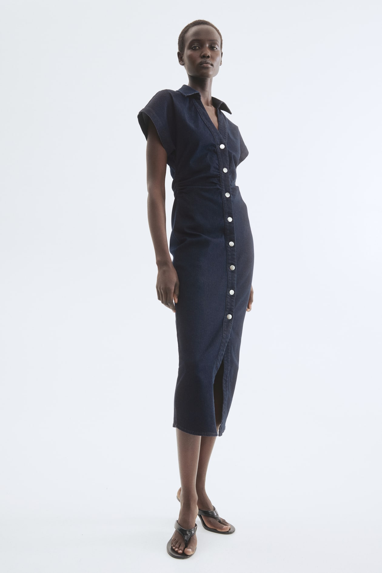 Short-Sleeved Denim Dress - image 4